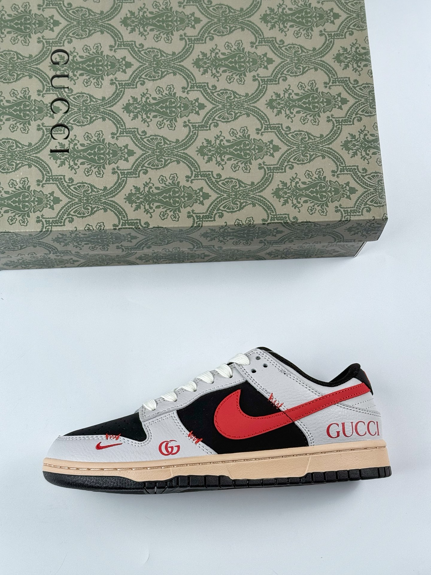 Nike SB Dunk Low x GUCCI 灰黑红小钩 XD1588-206