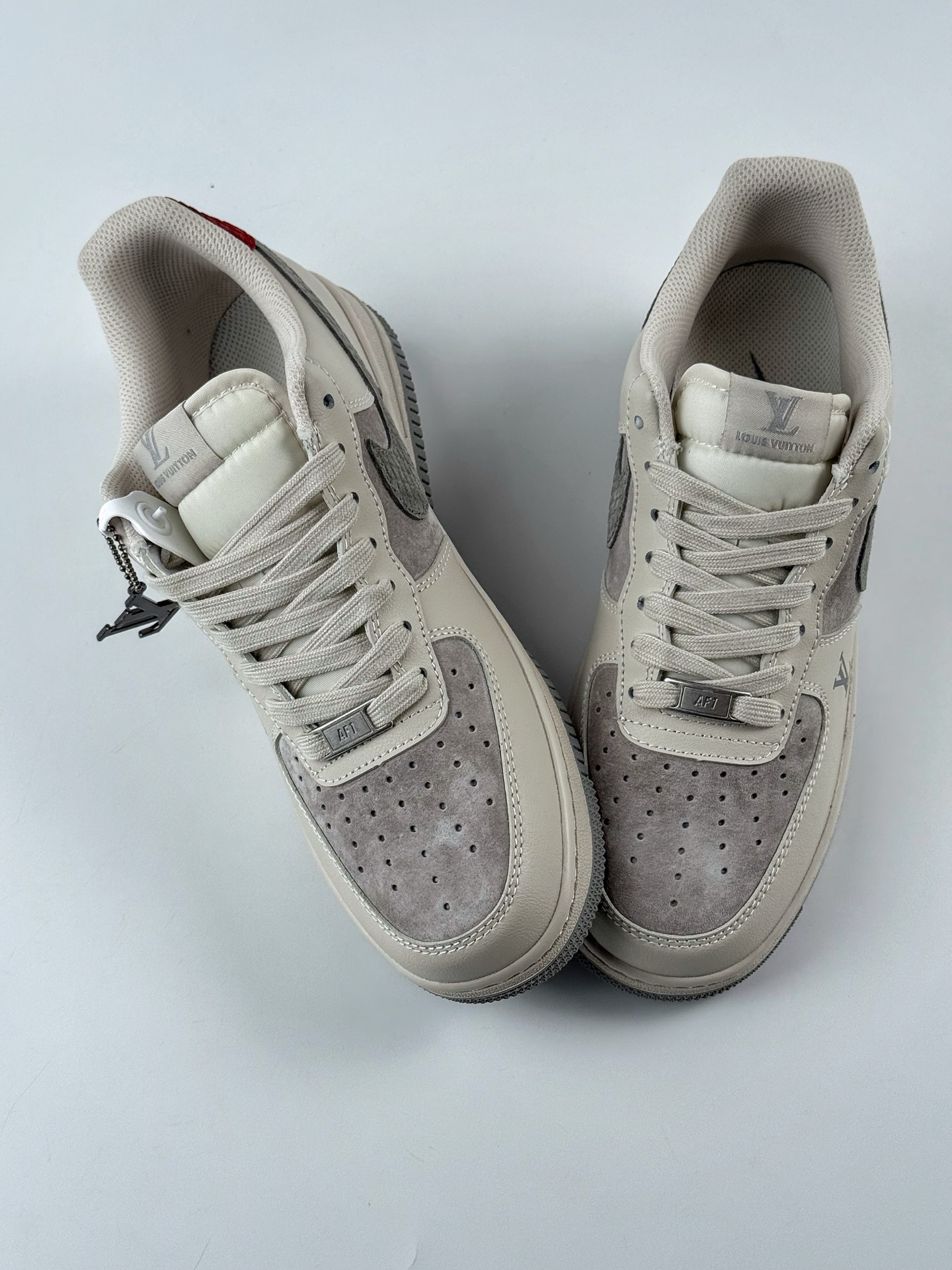 Nike Air Force 1 Low 07 x Louis Vuitton 灰红 XX3168-130