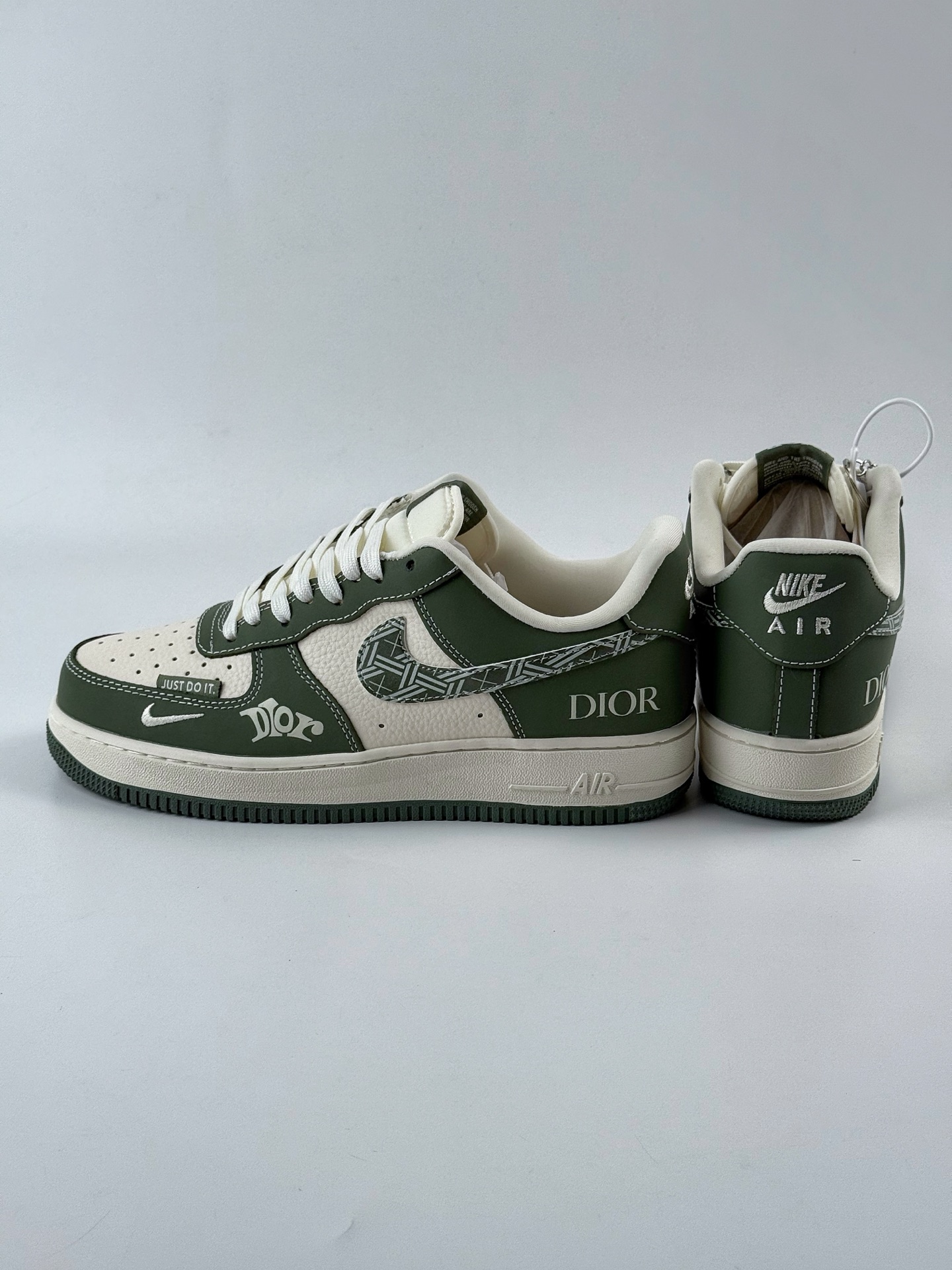Nike Air Force 1 Low 07 x DIOR 绿白小钩 KK1988-081