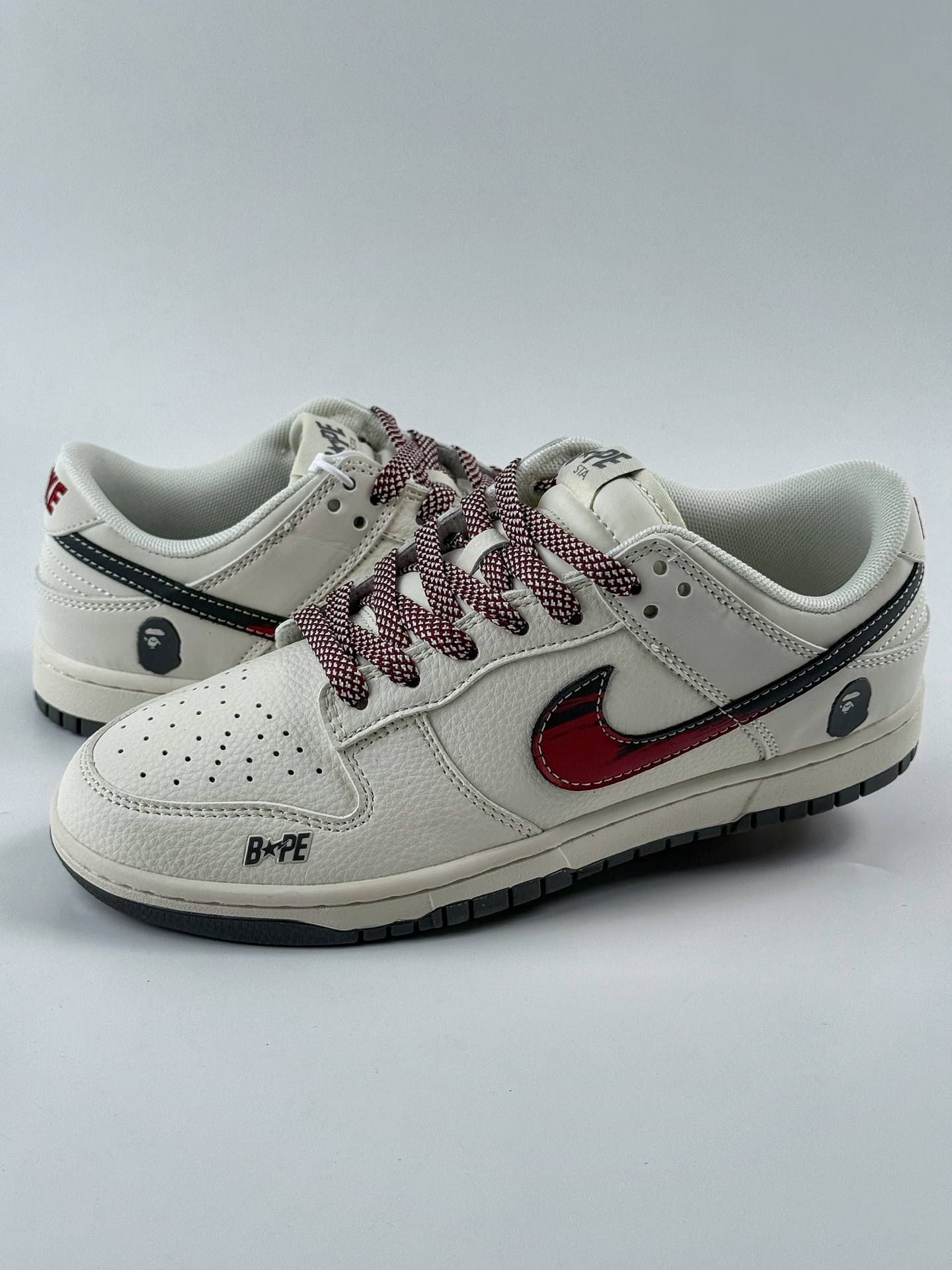 Nike SB Dunk Low x BAPE 白红黑满天星 JJ2508-561