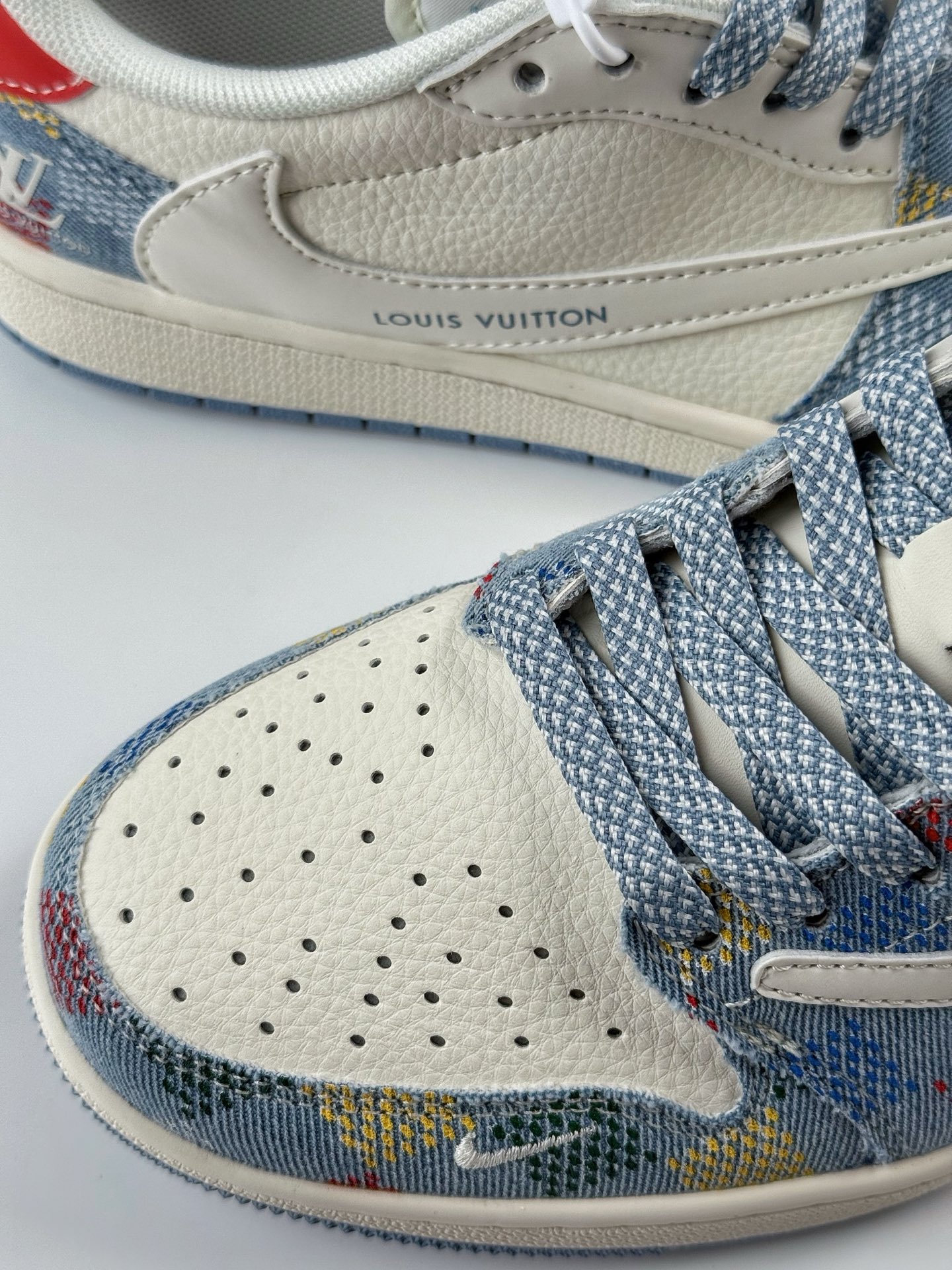 Travis Scott x Nike Air Jordan 1 Low x Louis Vuitton Air Jordan 1 Low 反转蓝白牛仔小钩倒钩 FC1688-232