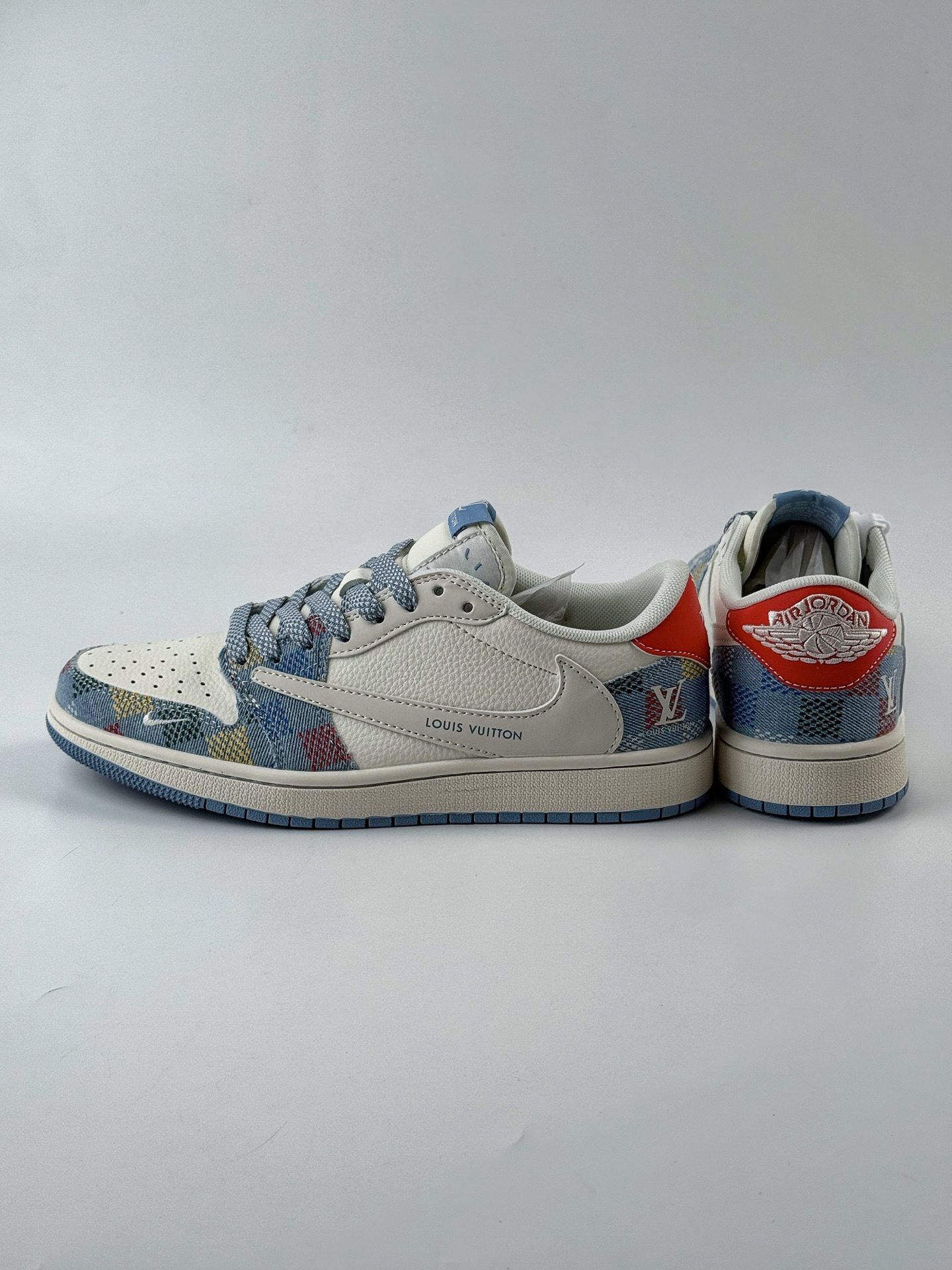 Travis Scott x Nike Air Jordan 1 Low x Louis Vuitton Air Jordan 1 Low 反转蓝白牛仔小钩倒钩 FC1688-232