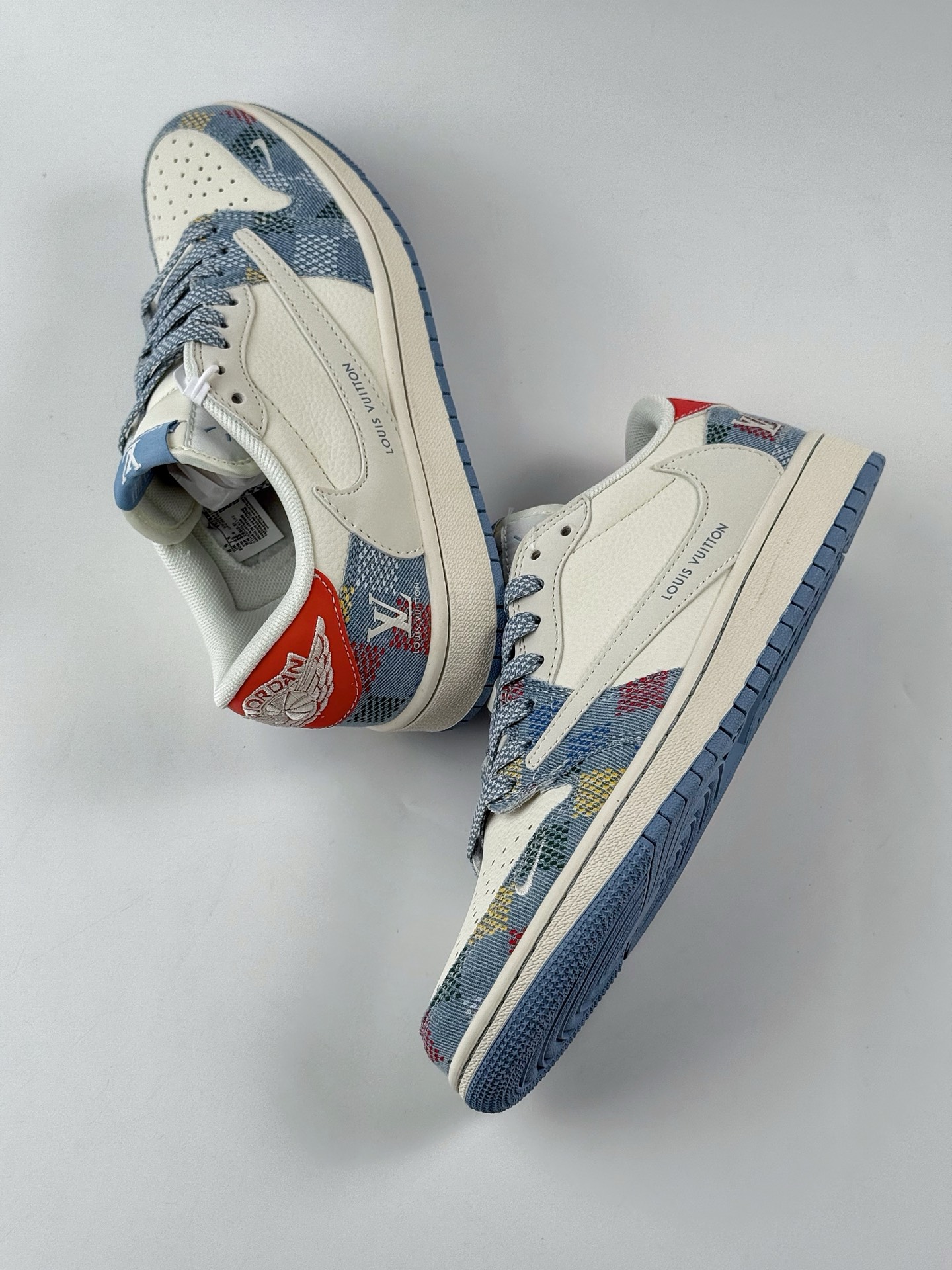 Travis Scott x Nike Air Jordan 1 Low x Louis Vuitton Air Jordan 1 Low 反转蓝白牛仔小钩倒钩 FC1688-232
