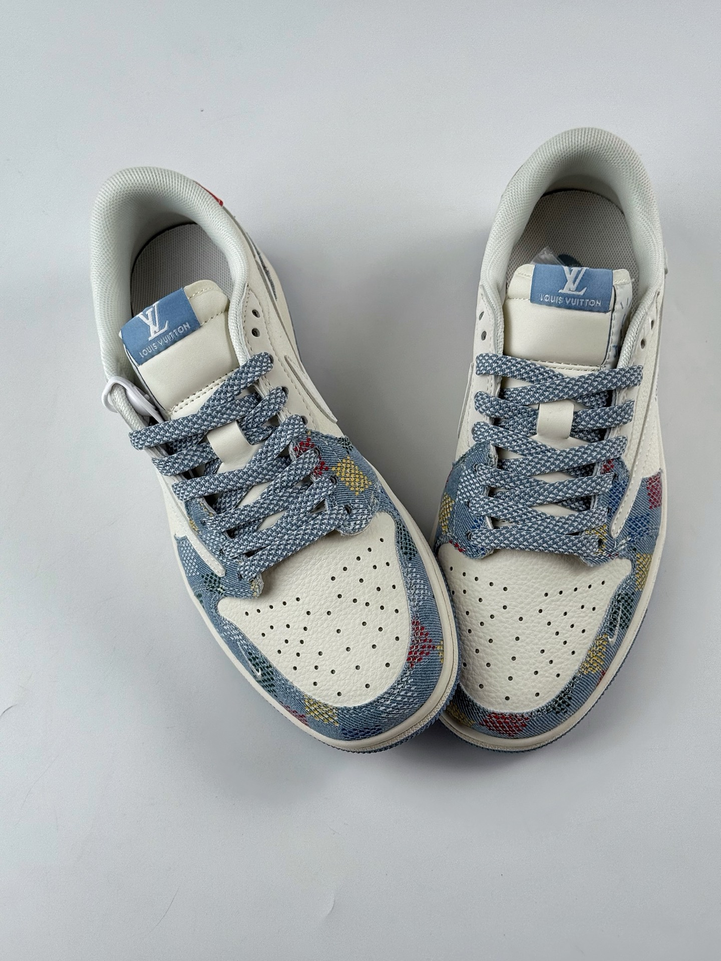 Travis Scott x Nike Air Jordan 1 Low x Louis Vuitton Air Jordan 1 Low 反转蓝白牛仔小钩倒钩 FC1688-232