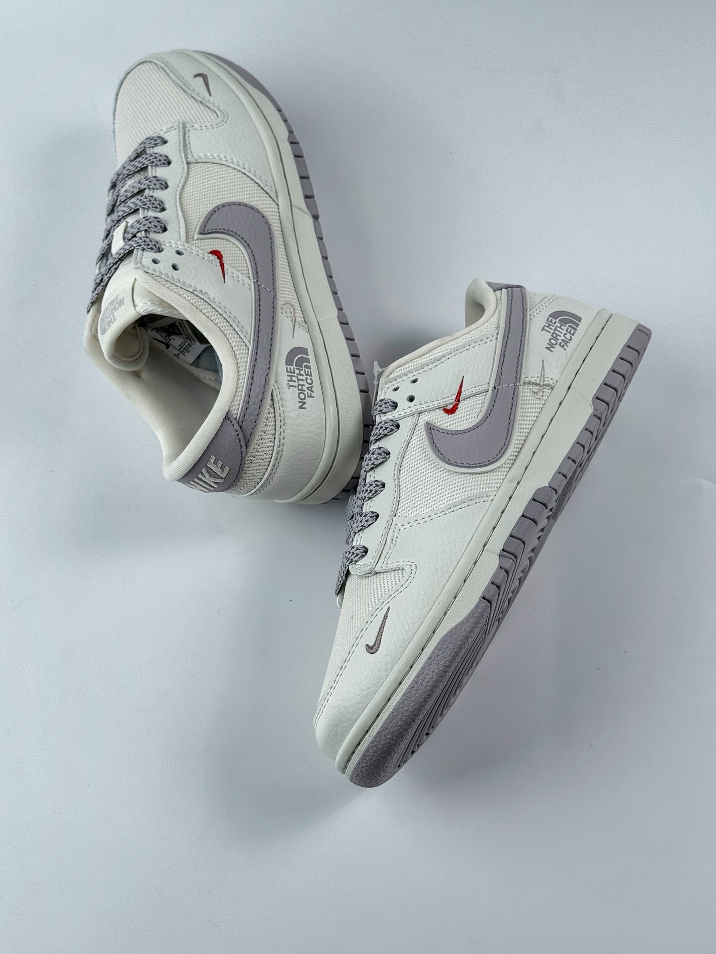 280 Nike SB Dunk Low x The North Face 白灰三小钩满天星 SC9207-413