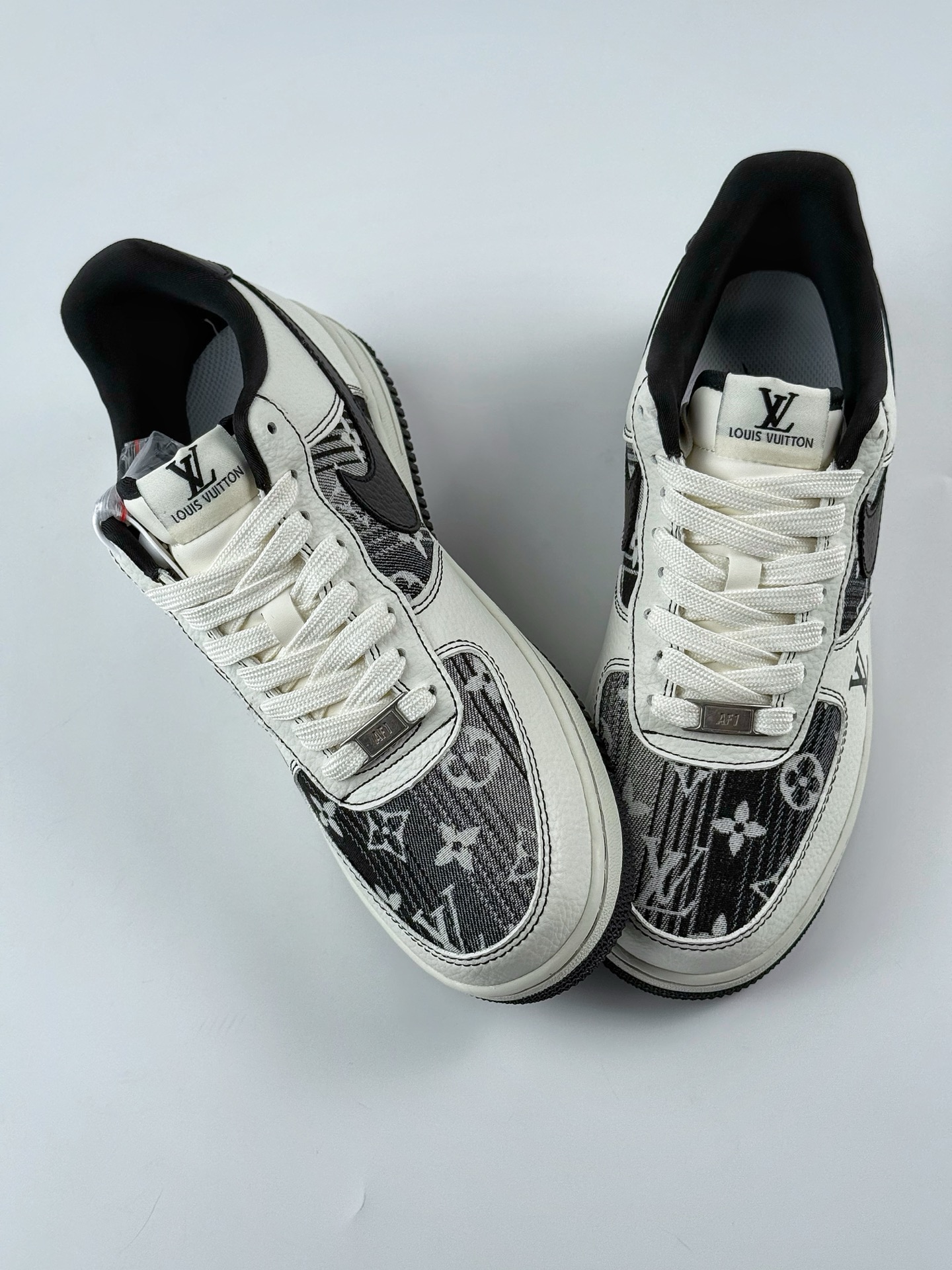 240 Nike Air Force 1 Low 07 x Louis Vuitton 白黑 BZ6808-103