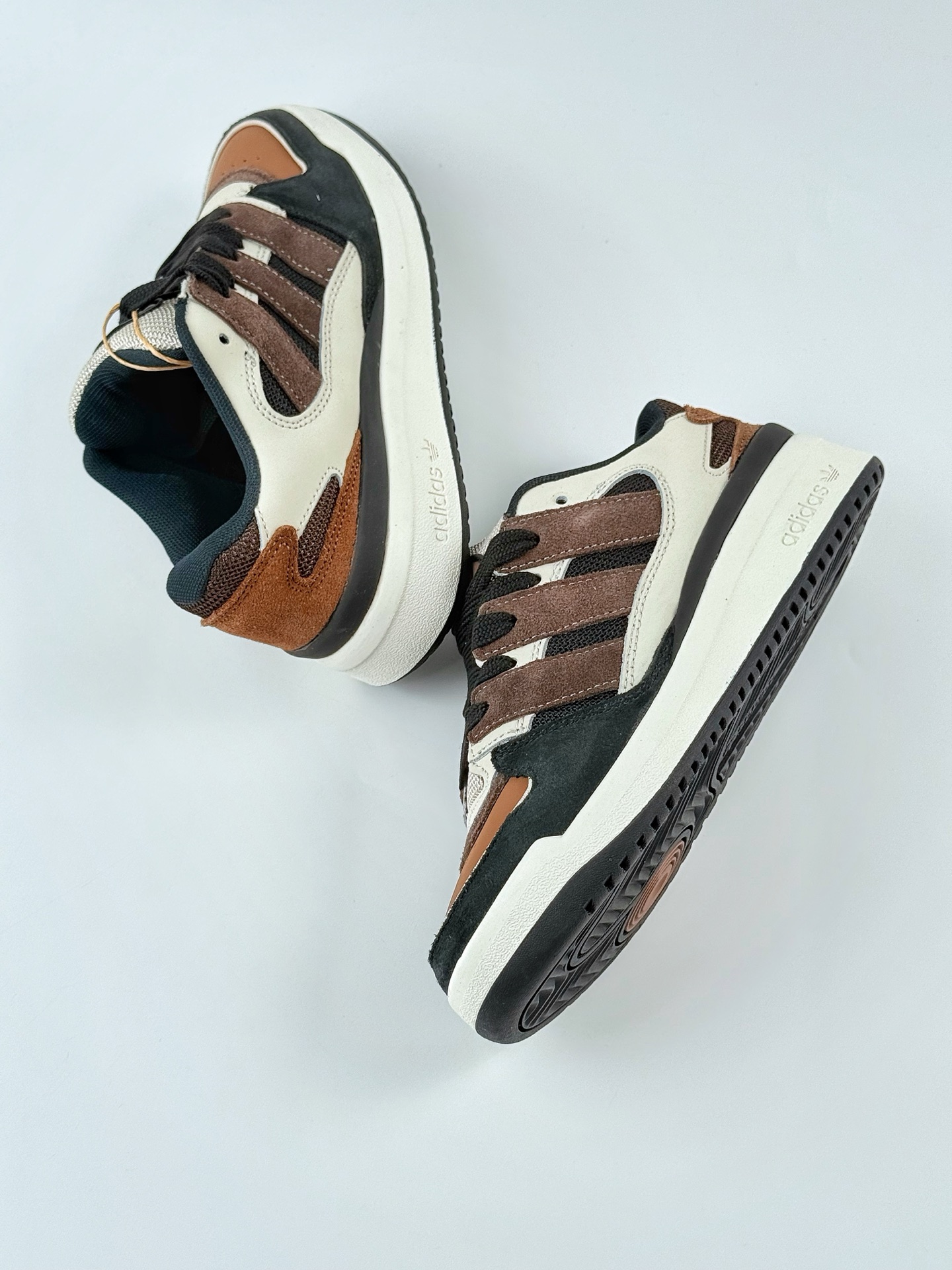 Adidas originals Forum 2000 CL 三叶草低邦 复古潮流休闲面包鞋 JS3160