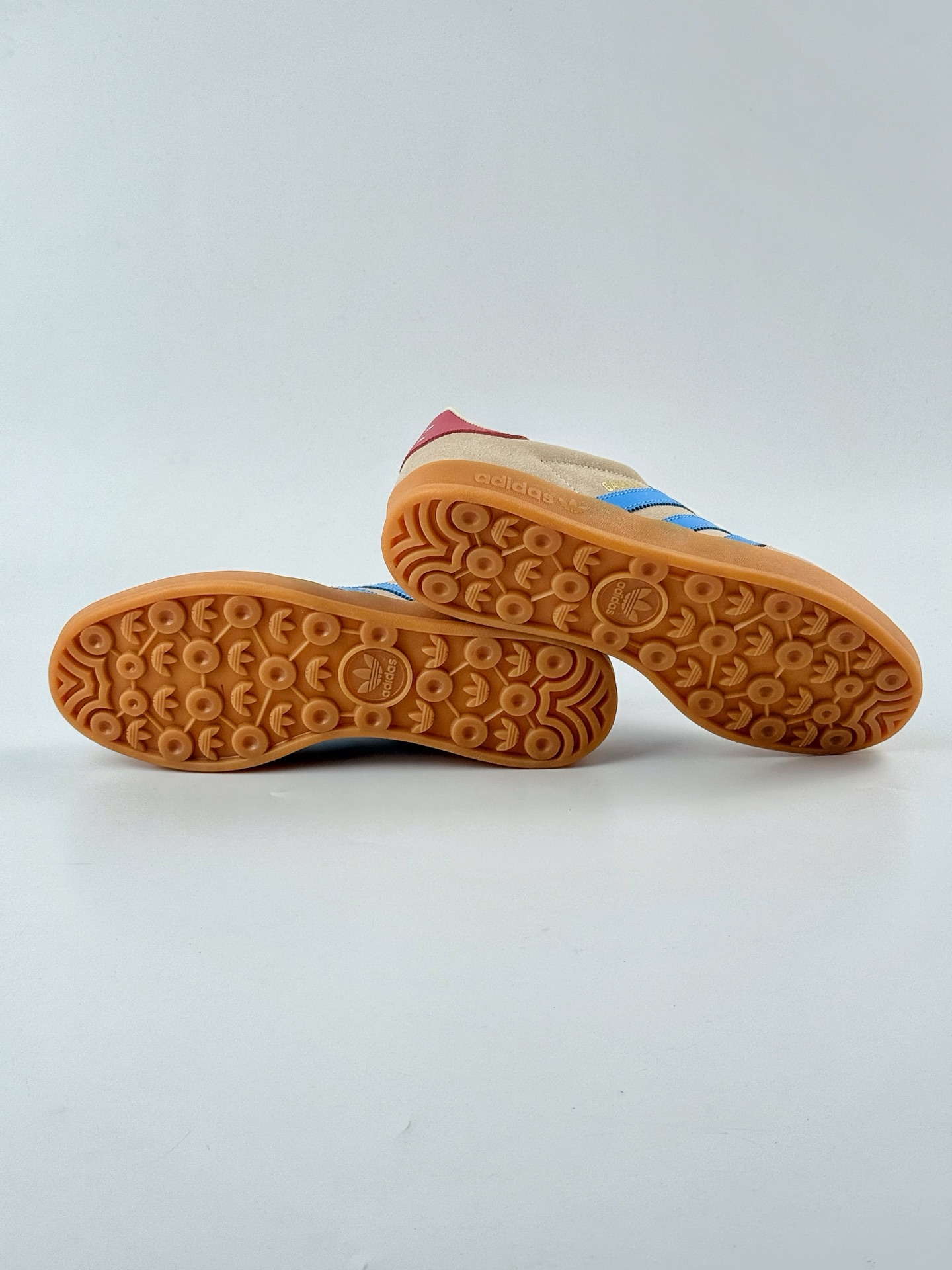 adidas Originals Gazelle INdoor 粉蓝 三叶草休闲防滑耐磨低帮板鞋 JQ0010