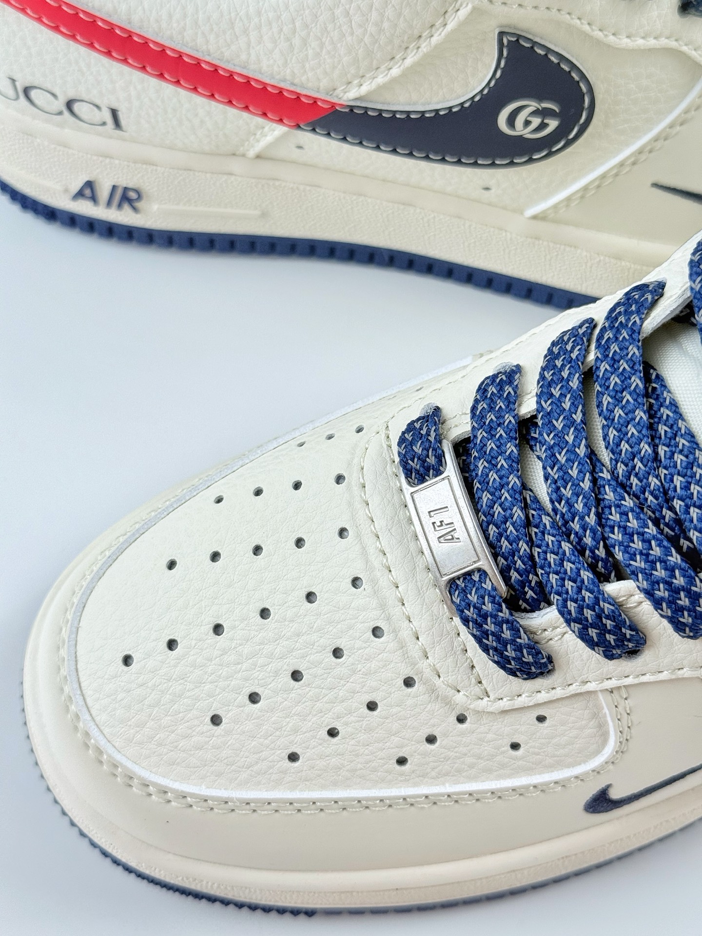 Nike Air Force 1 Low 07 x GUCCI 白蓝小钩满天星 JJ2508-713