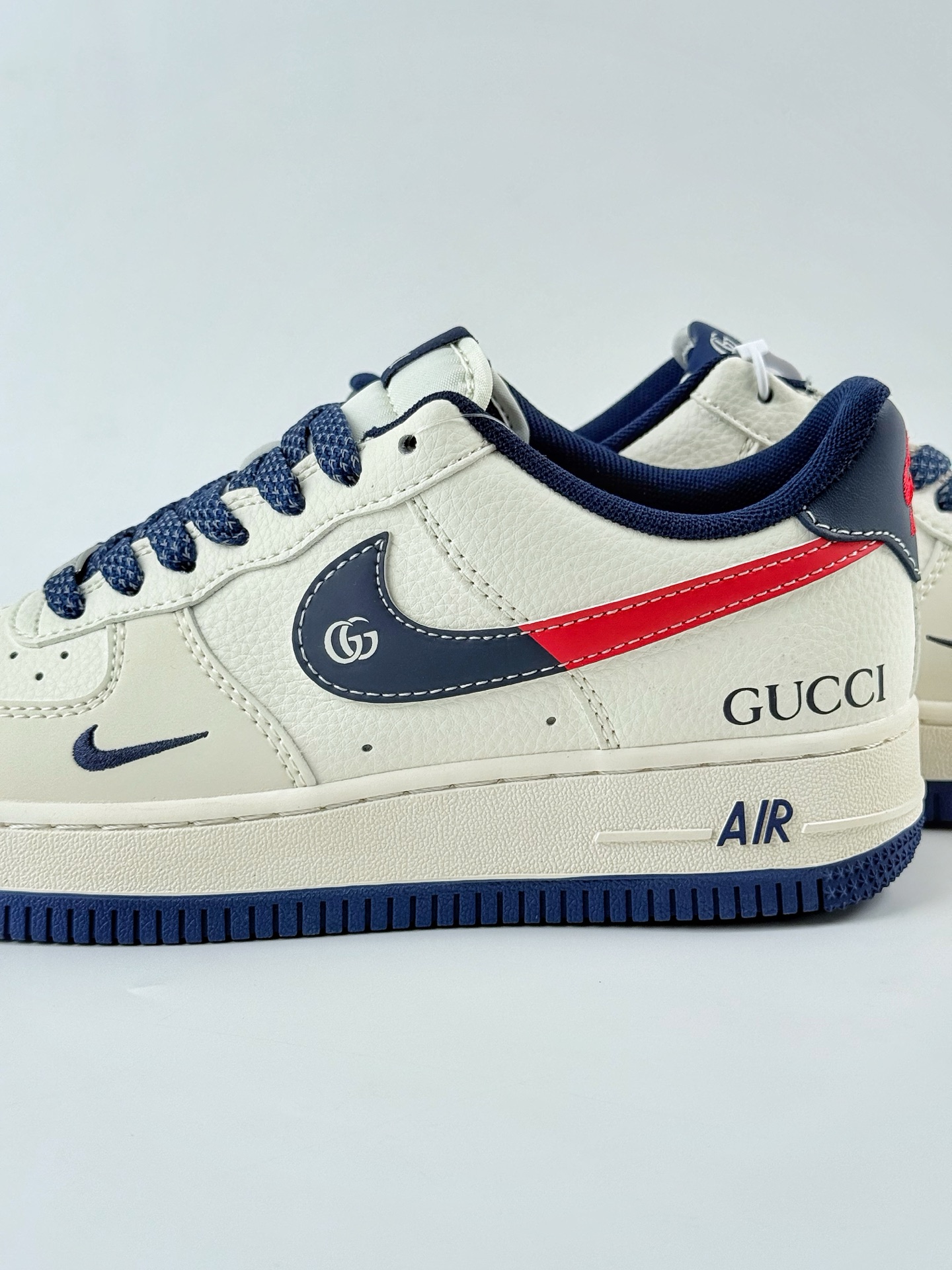Nike Air Force 1 Low 07 x GUCCI 白蓝小钩满天星 JJ2508-713