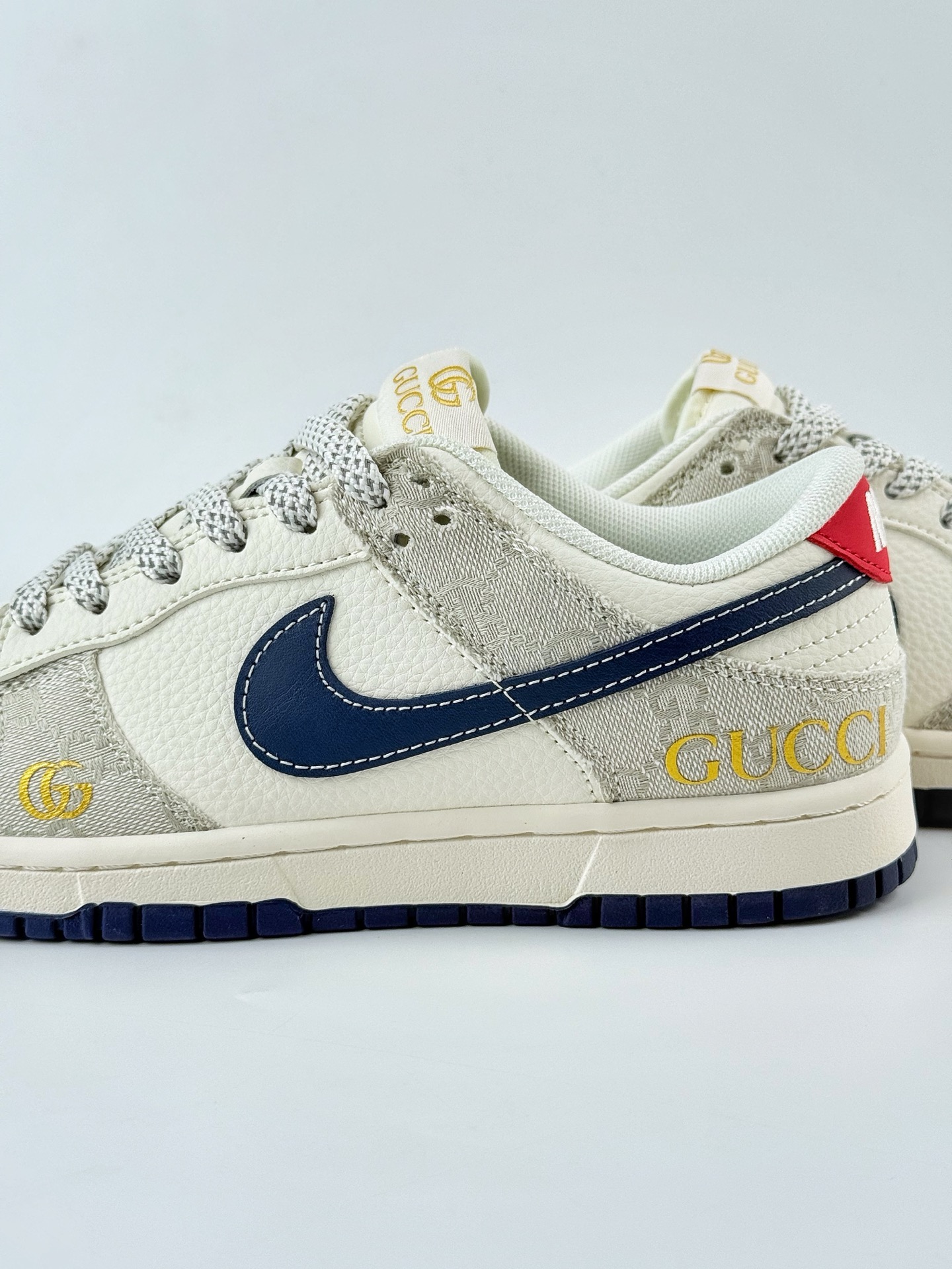 Nike SB Dunk Low x GUCCI 白黄蓝满天星 FC1688-225