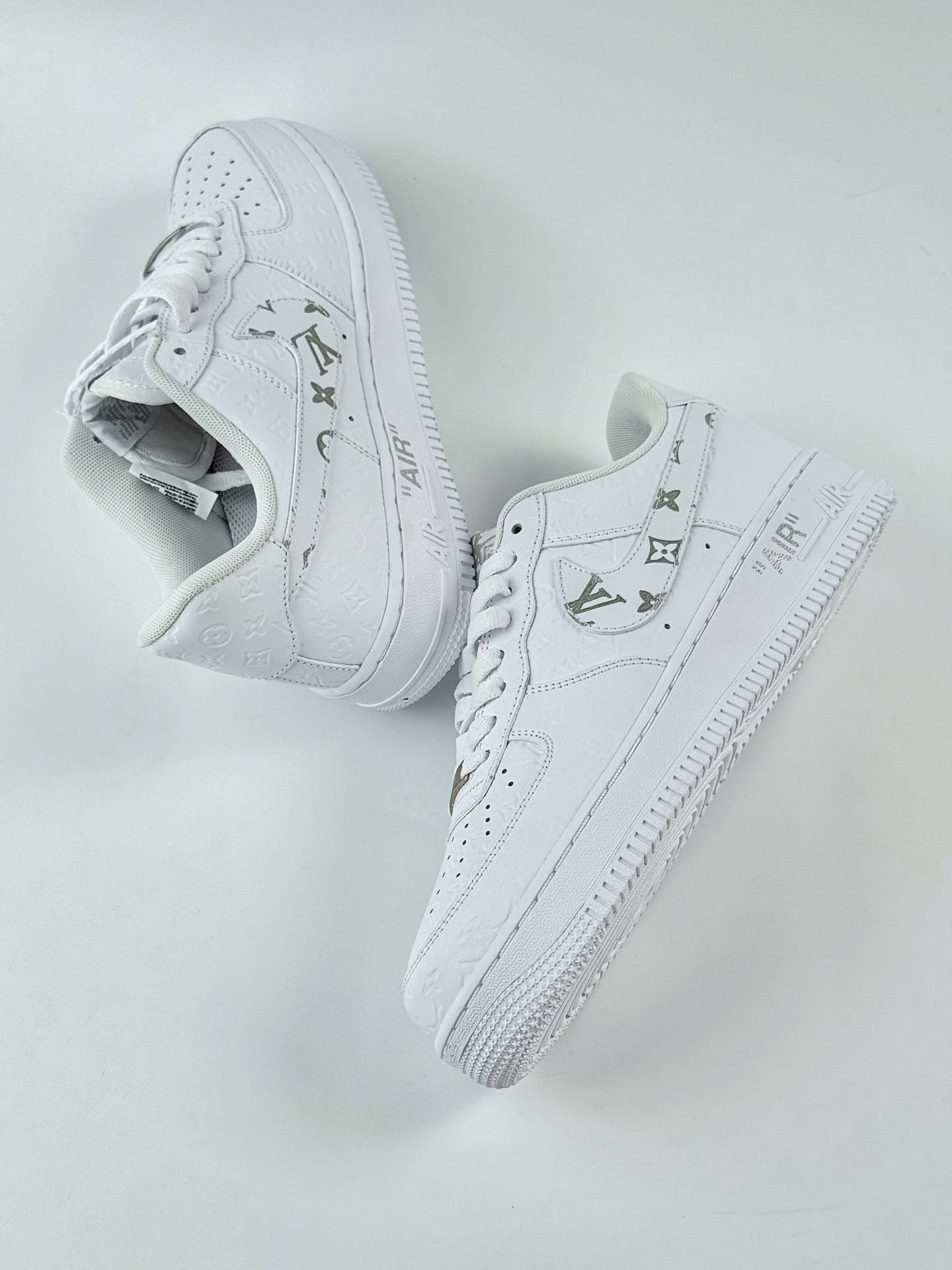 Nike Air Force 1 Low 07 x Louis Vuitton 白印花绑带 YN 769822