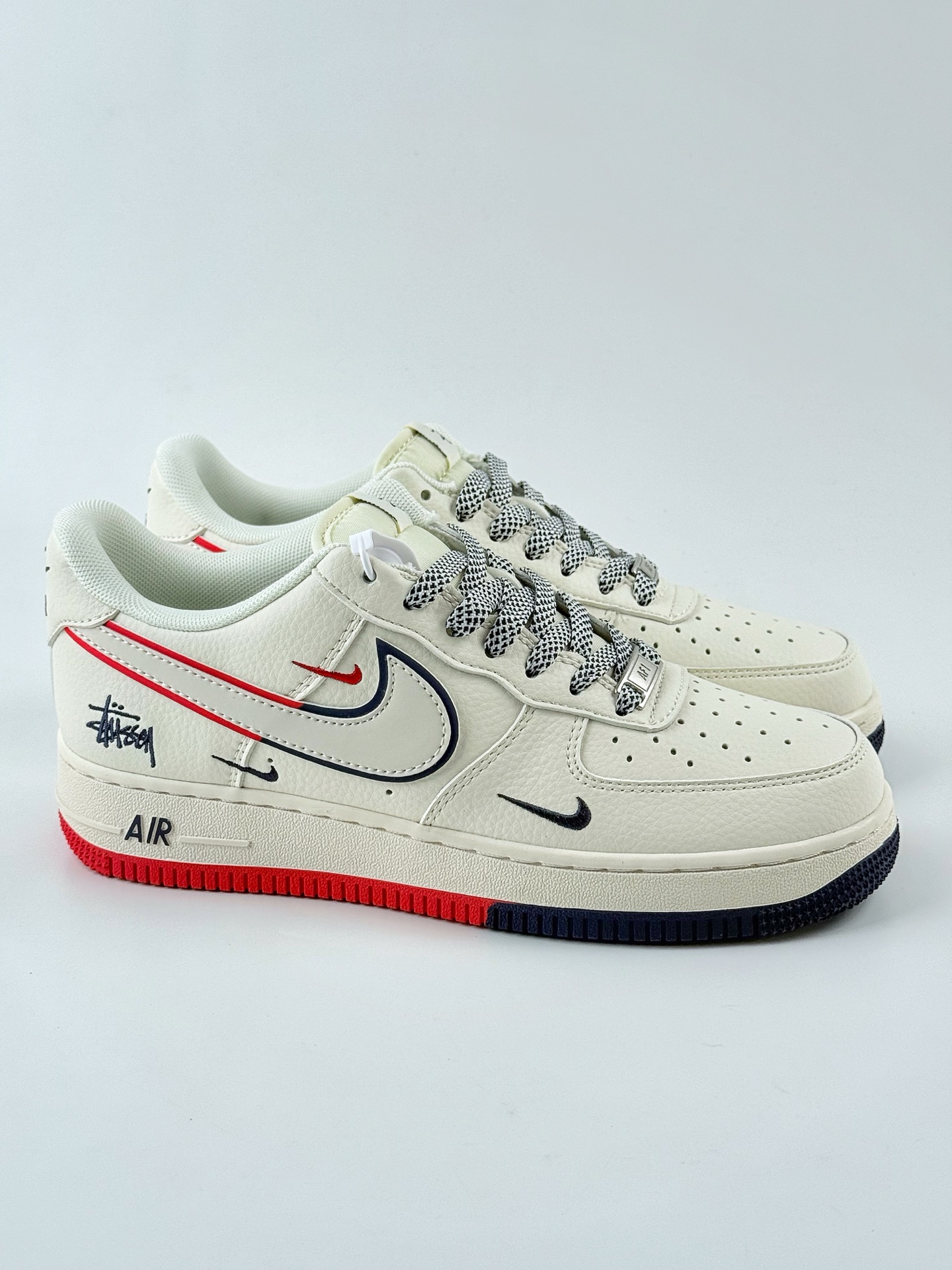 Nike Air Force 1 Low 07 x Stussy 白蓝红三小钩满天星 HD2258-606