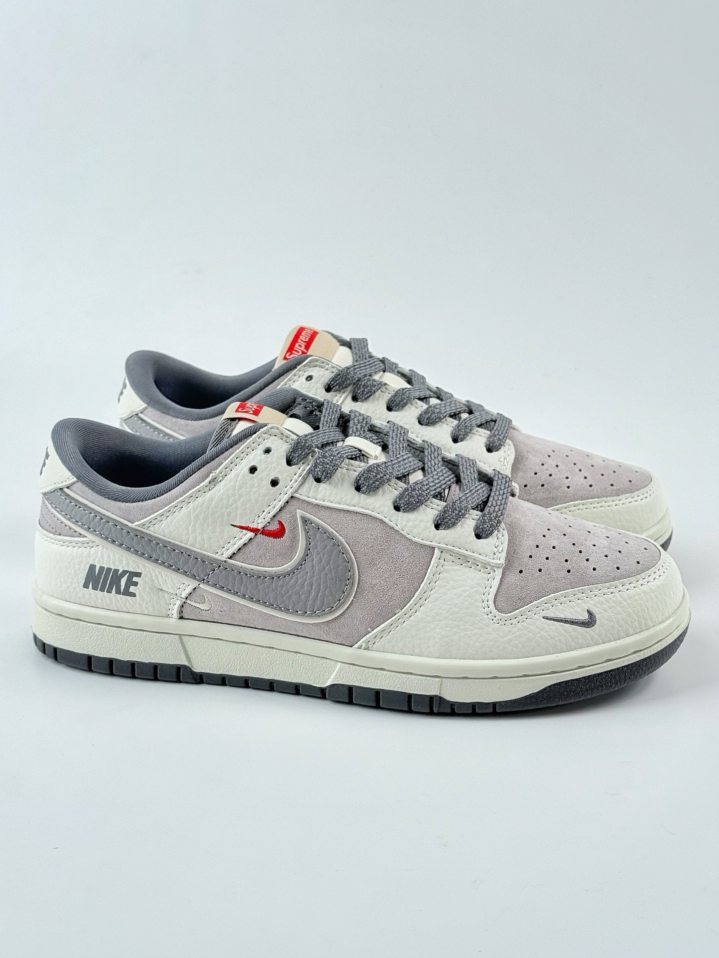 Nike SB Dunk Low x Supreme 白灰三小钩满天星 SC9207-408