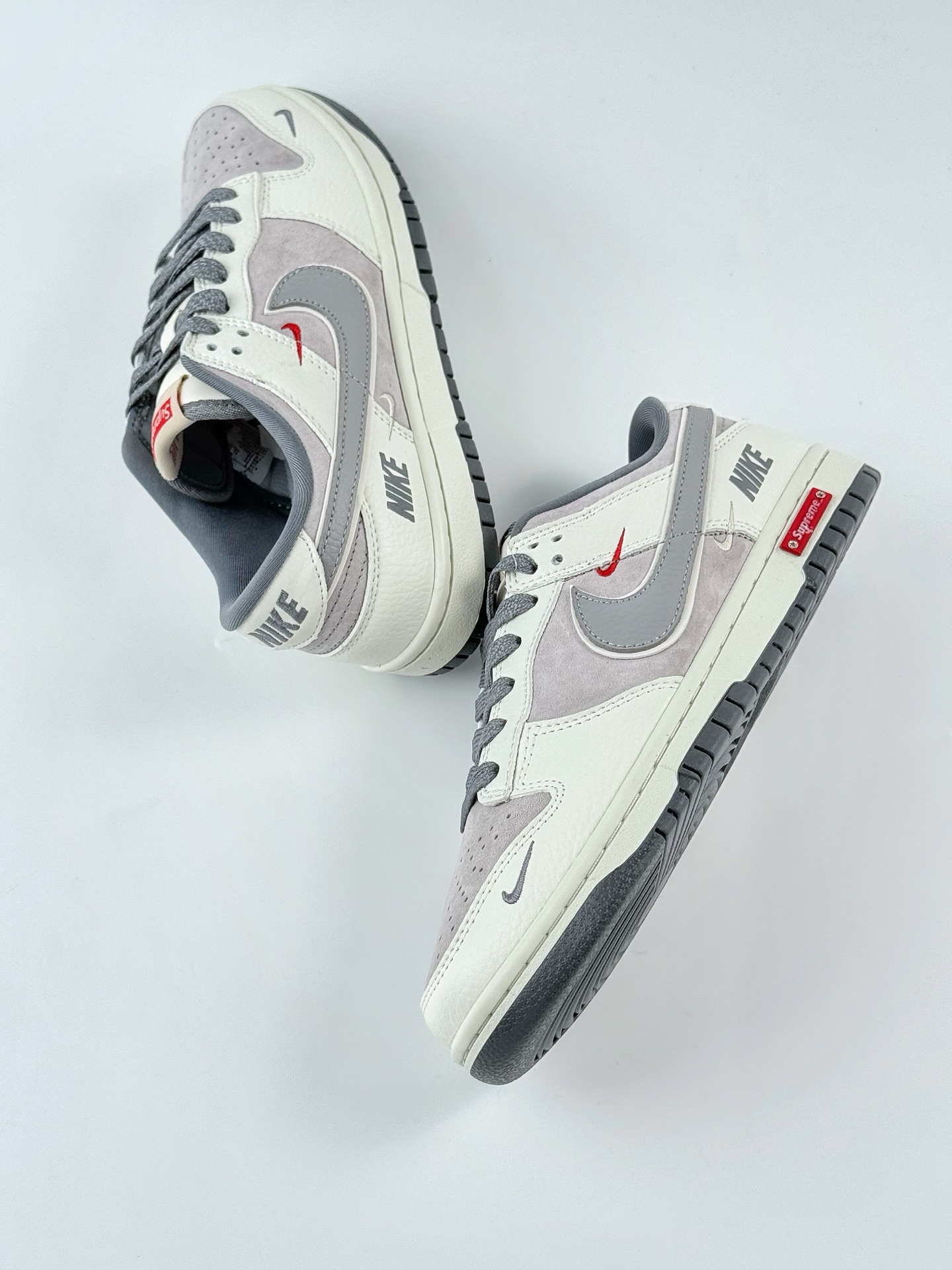 Nike SB Dunk Low x Supreme 白灰三小钩满天星 SC9207-408