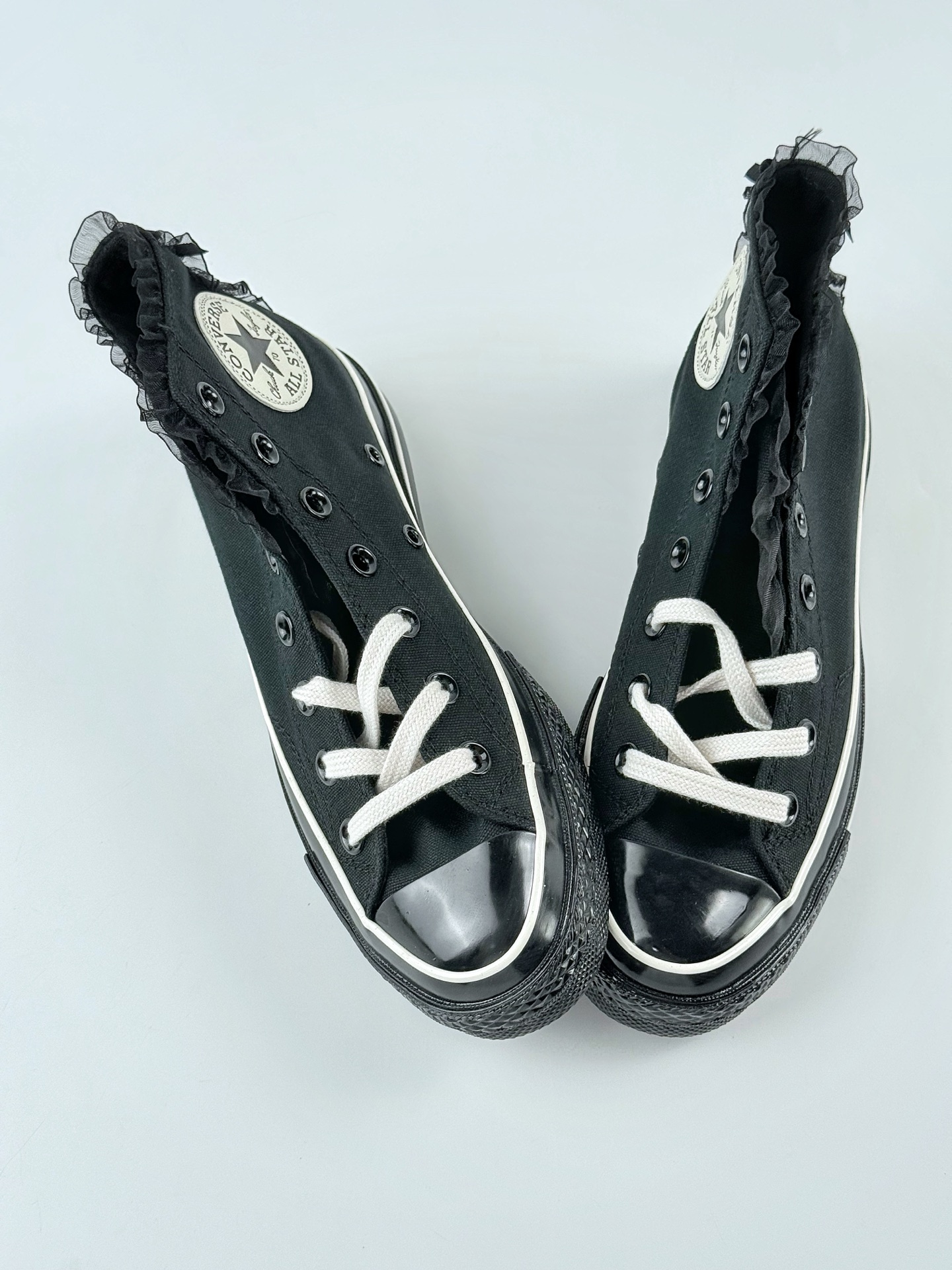 Converse 1970s 鞋边蕾丝甜酷朋克风高帮帆布鞋 A10026C