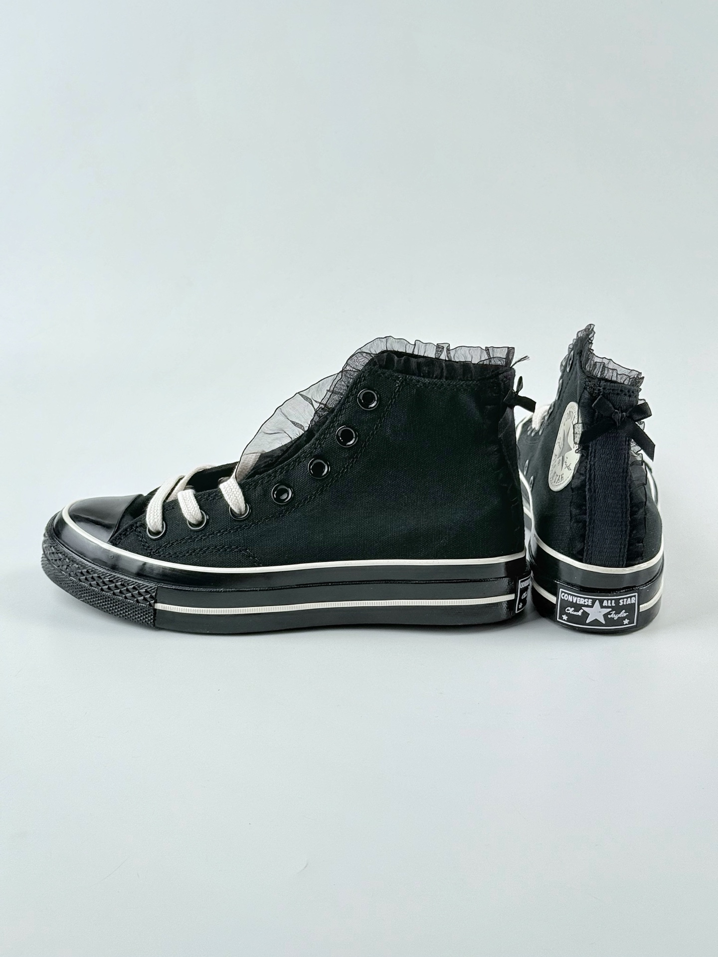 Converse 1970s 鞋边蕾丝甜酷朋克风高帮帆布鞋 A10026C