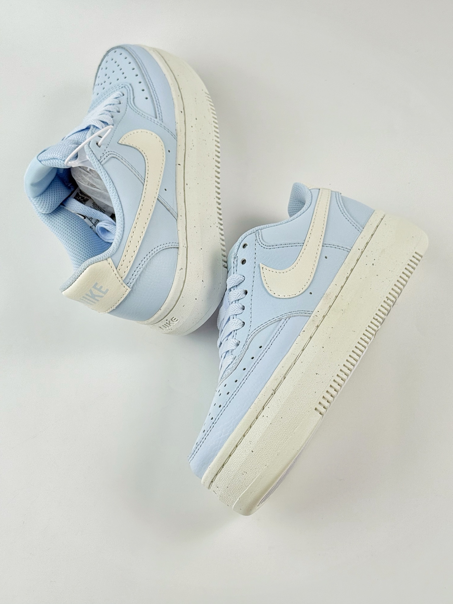 Nike Court Vision ALTALTR Low 休闲运动板鞋 DZ5394-400