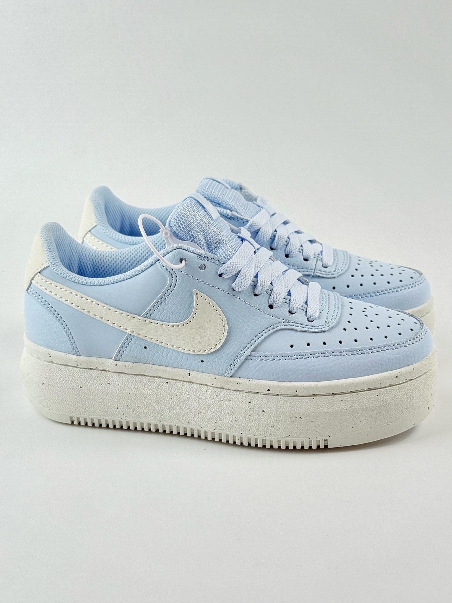 Nike Court Vision ALTALTR Low 休闲运动板鞋 DZ5394-400