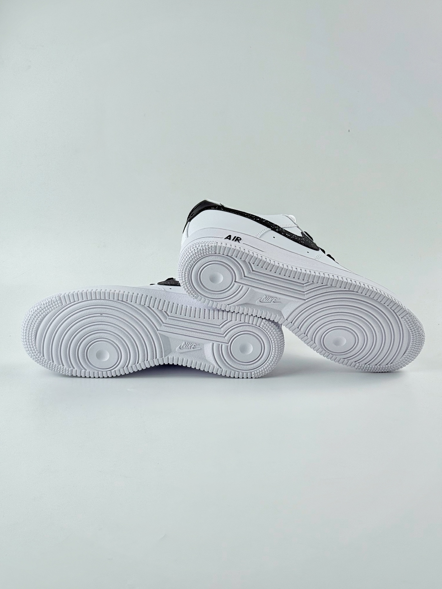 Nike Air Force 1 Low 07 白黑泼墨小钩 ZH0316-074