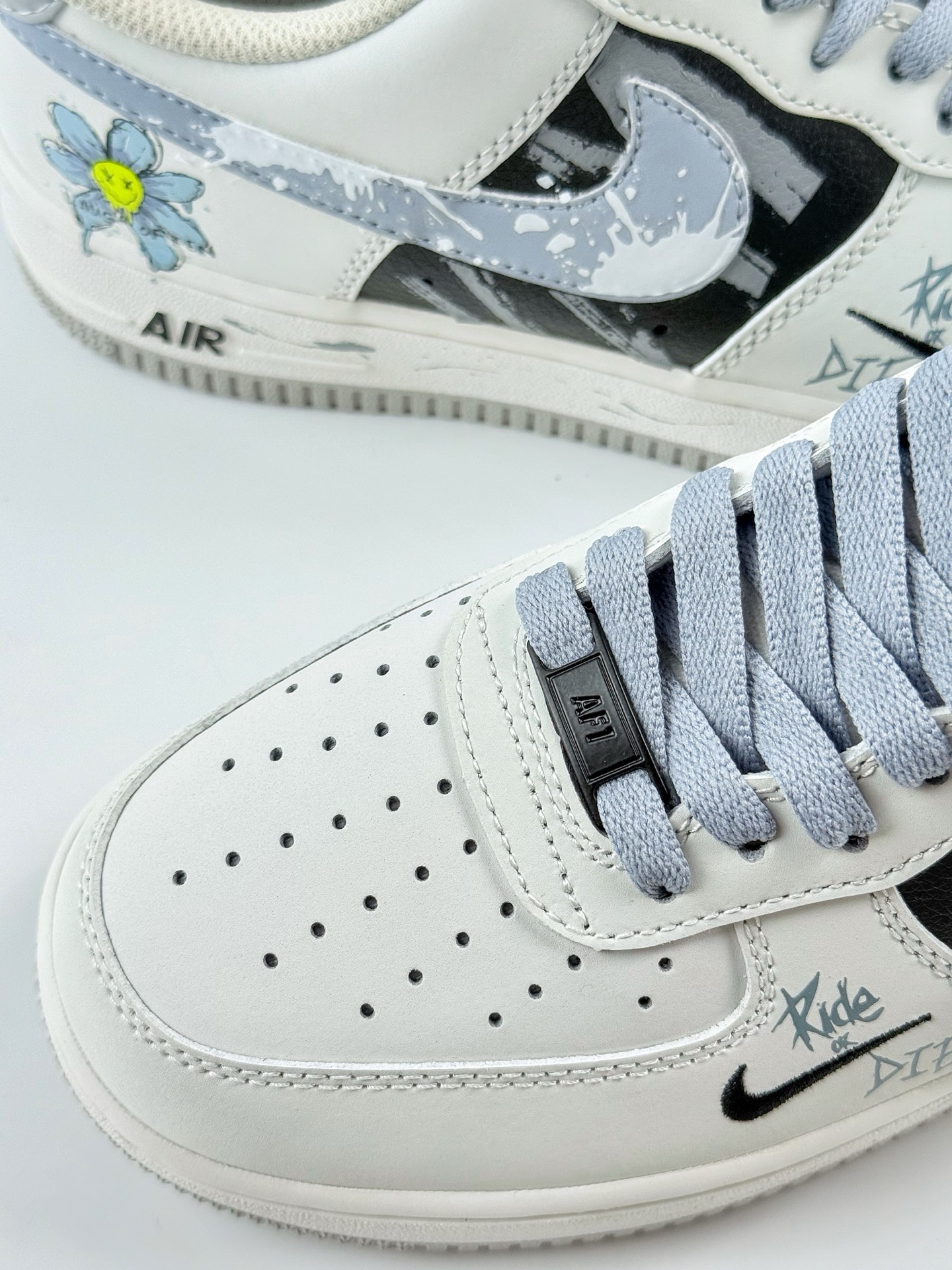 Nike Air Force 1 Low 07 白灰黑小钩涂鸦 FB1893-888