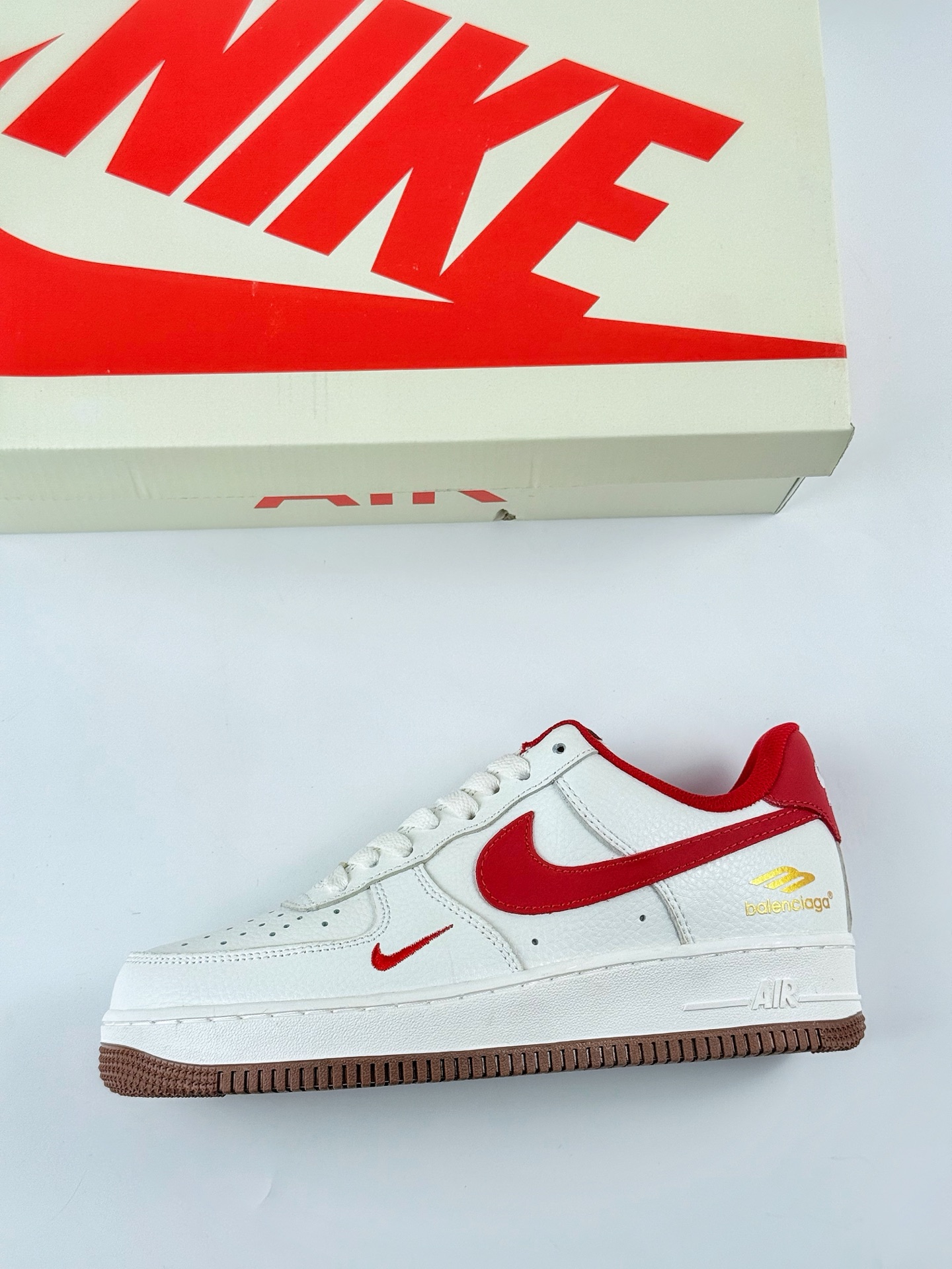 Nike Air Force 1 Low 07 x Balenciaga 白红小钩 AM1588-009