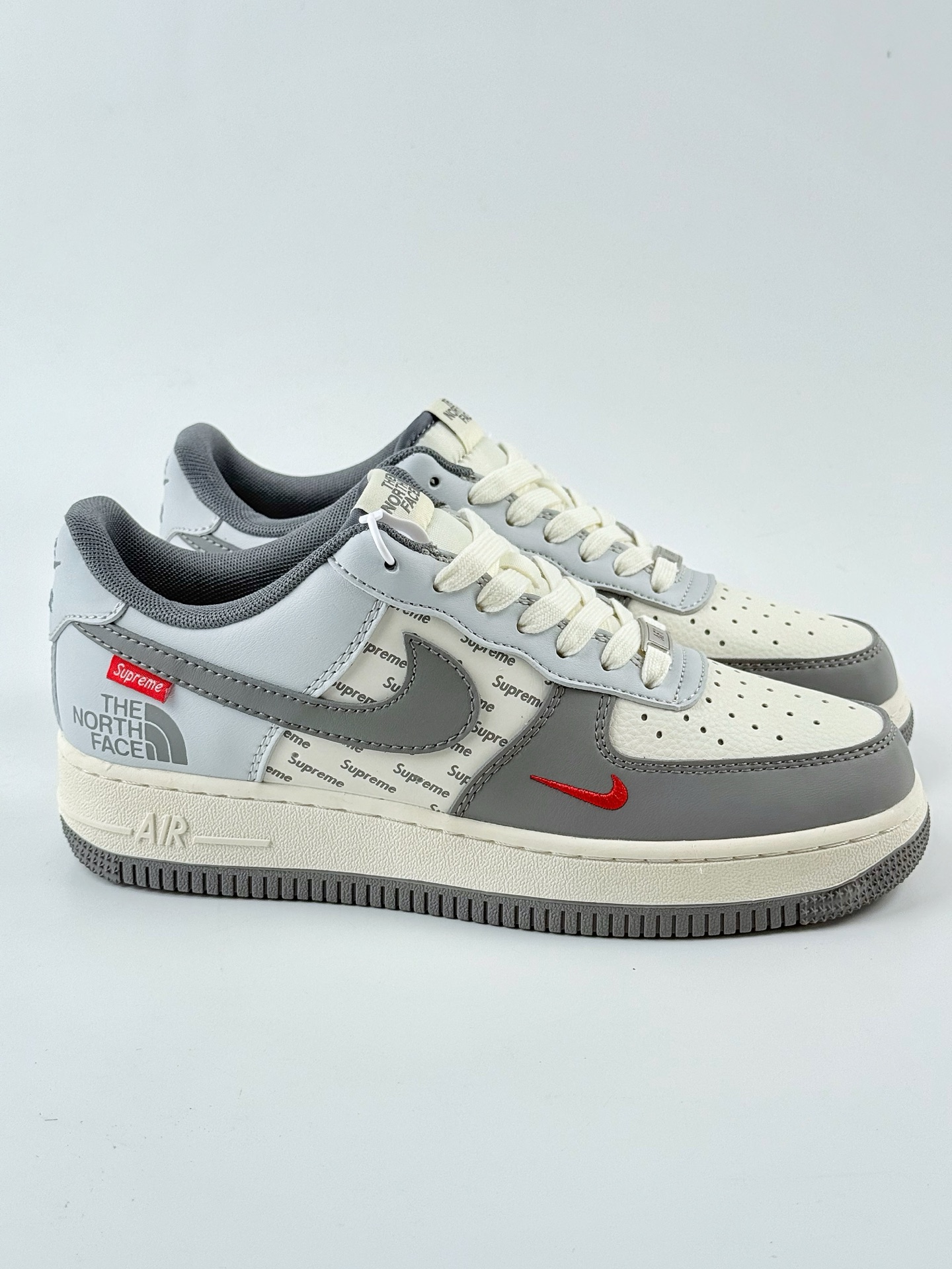 Nike Air Force 1 Low 07 x Suoreme x The North Face 白灰红小钩 JJ2508-715