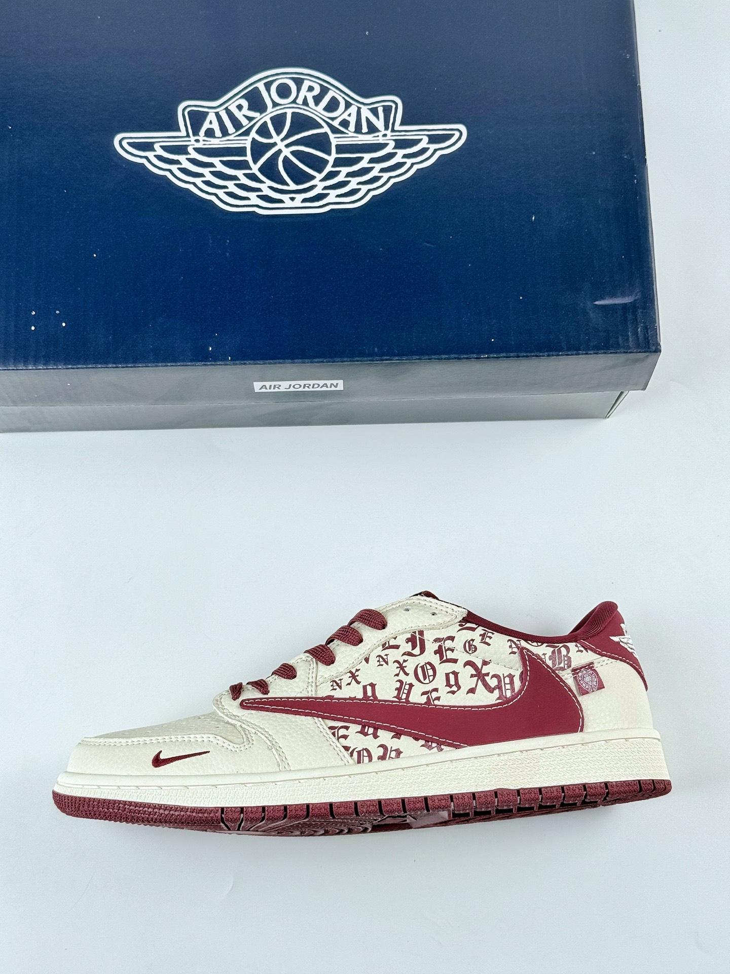 Travis Scott x Nike Air Jordan 1 Low x Chrome Hearts Air Jordan 1 Low 反转白红小钩倒钩 LD2025-016