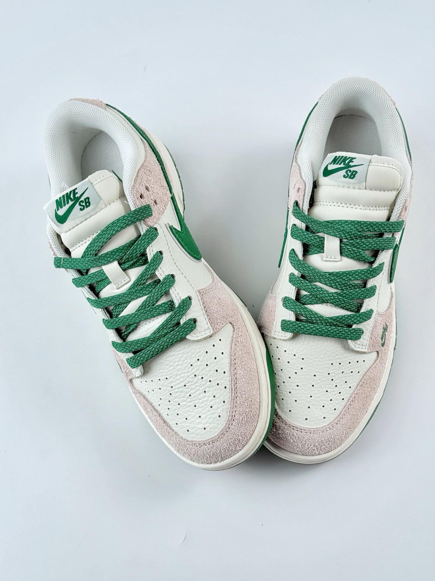 Nike SB Dunk Low x Stussy 白绿小钩满天星 FX1588-305