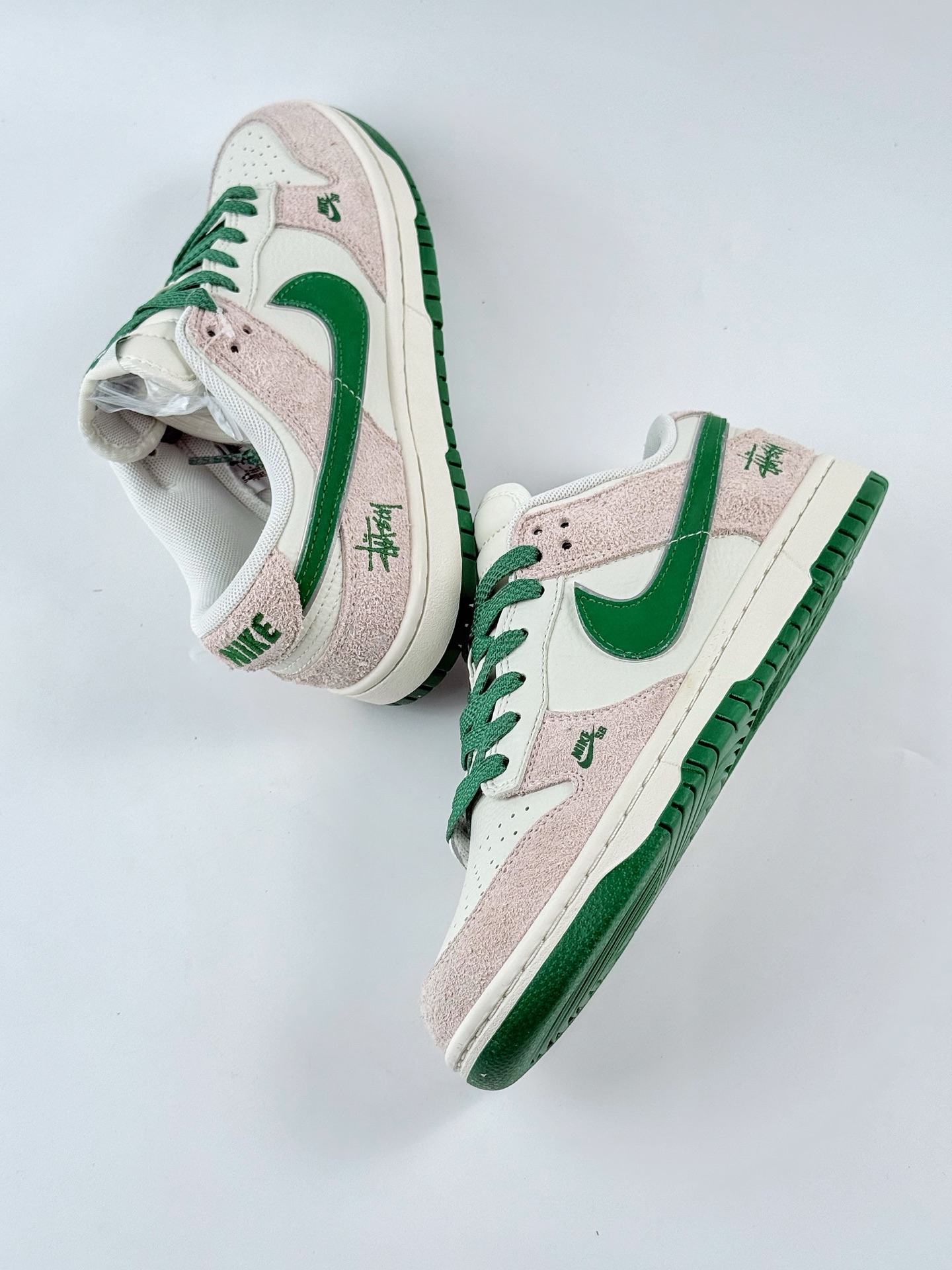 Nike SB Dunk Low x Stussy 白绿小钩满天星 FX1588-305