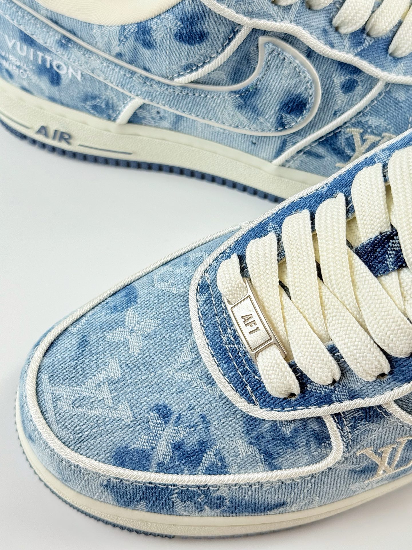 Nike Air Force 1 Low 07 x Louis Vuitton 白蓝牛仔布 SC9207-532