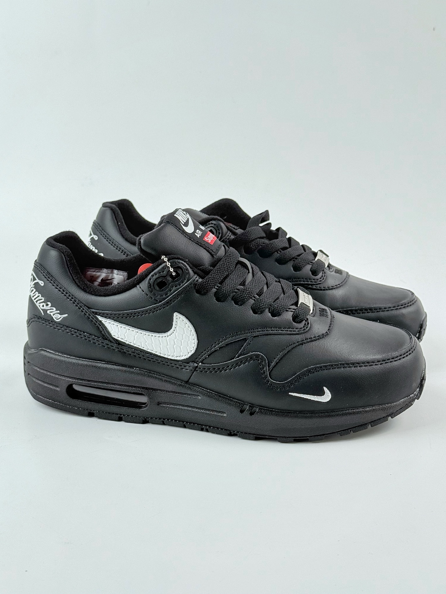 Nike Air Max 1 x Supreme 87 复古休闲跑步鞋 HF8813-001