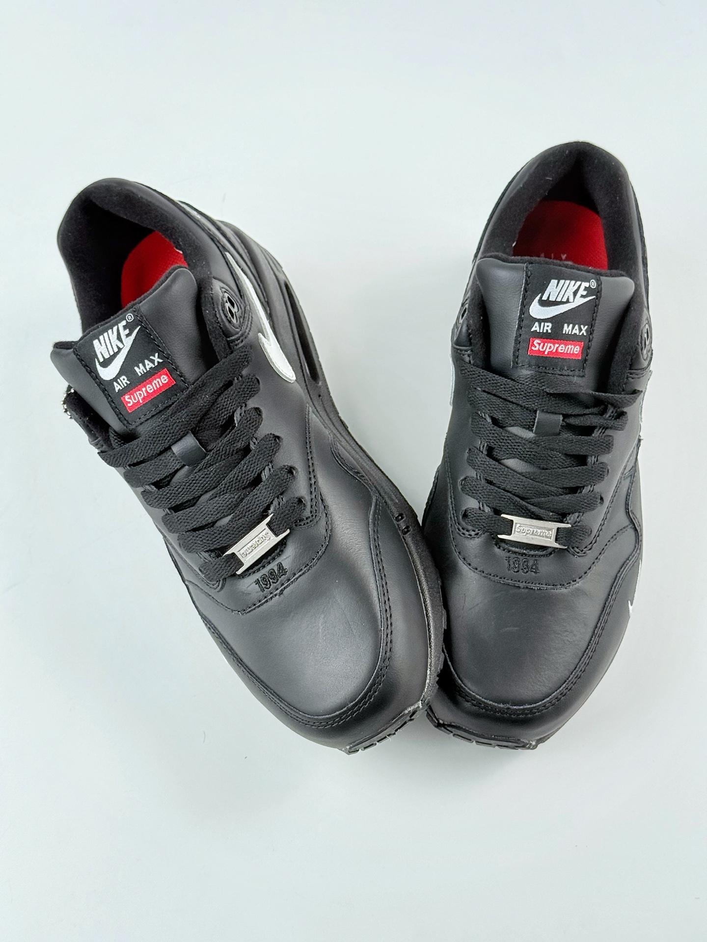 Nike Air Max 1 x Supreme 87 复古休闲跑步鞋 HF8813-001