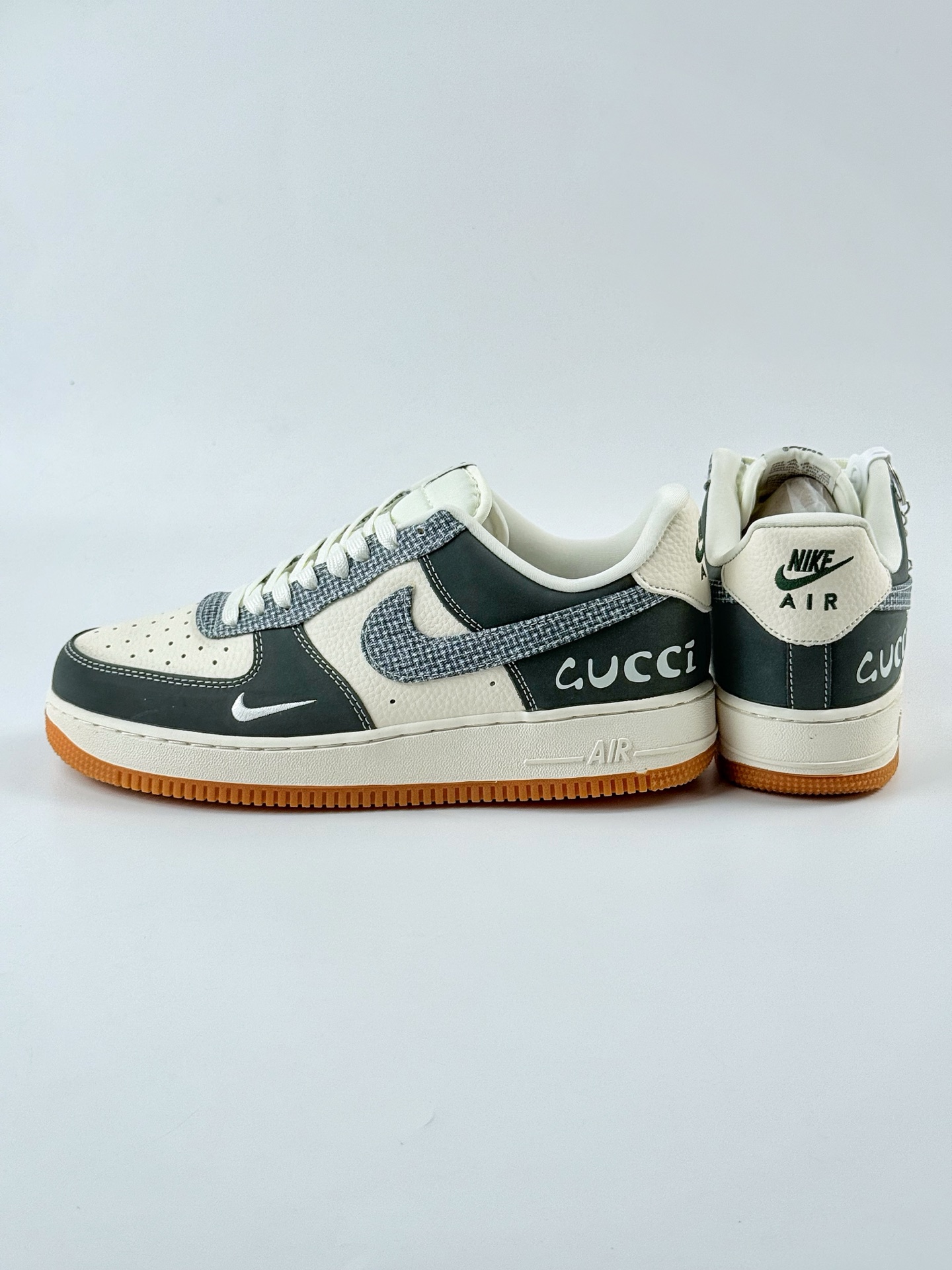 Nike Air Force 1 Low 07 x GUCCI 黑白小钩满天星 DF0188-058