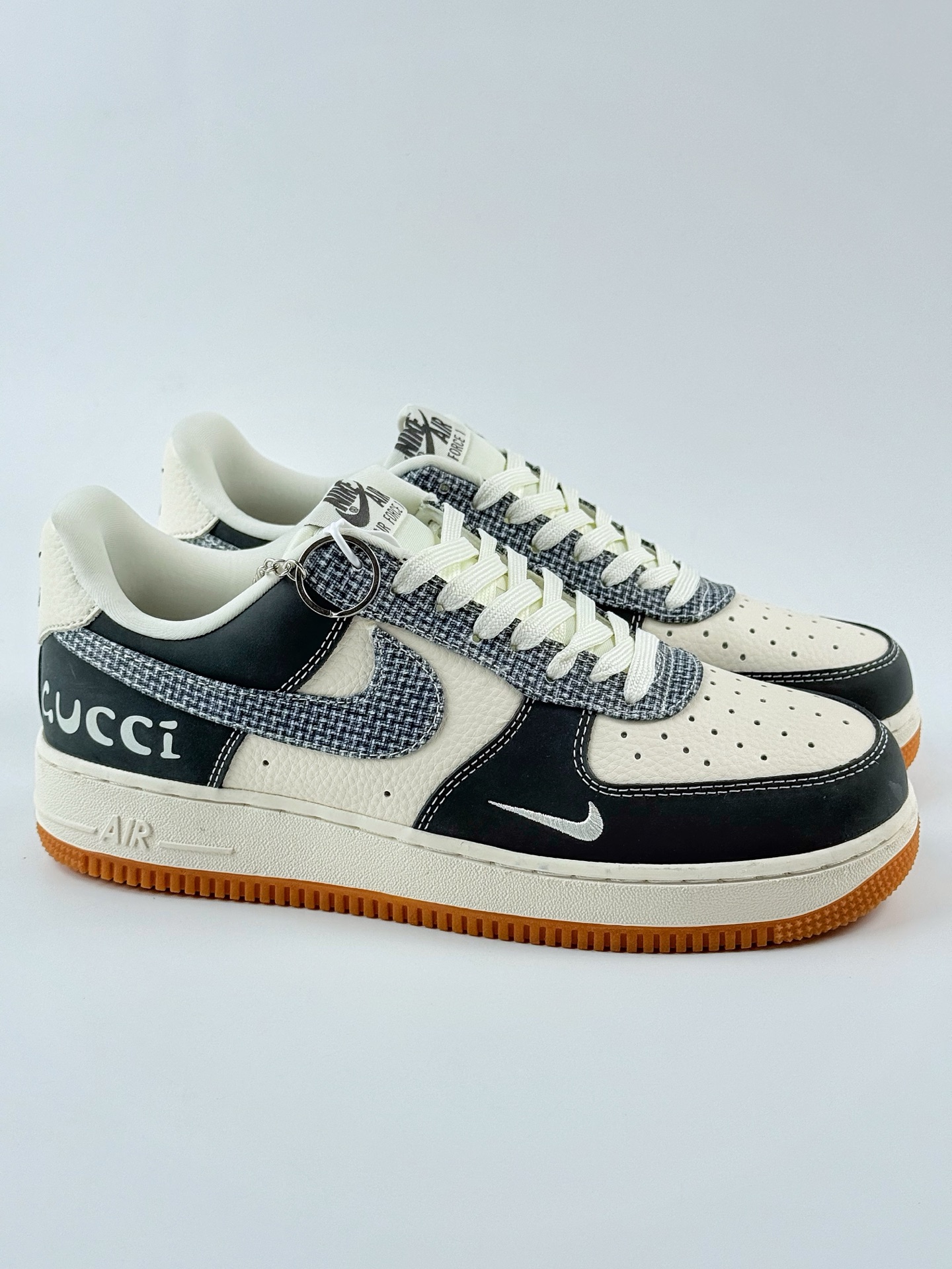 Nike Air Force 1 Low 07 x GUCCI 黑白小钩满天星 DF0188-058