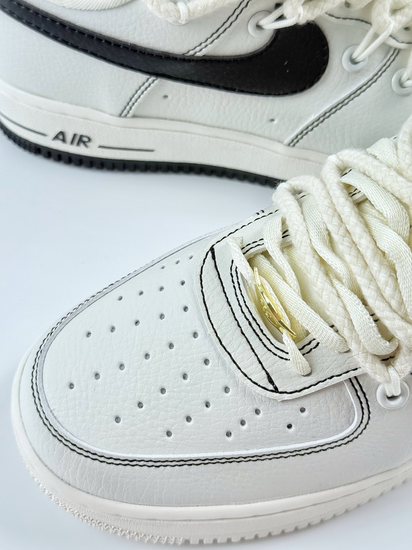 Nike Air Force 1 Low 07 白黑绑带 SX 1968002