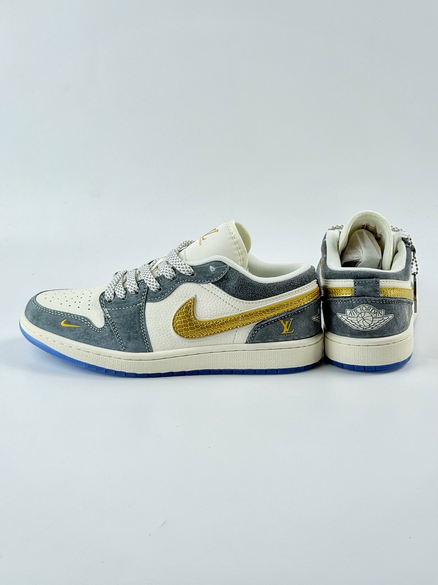 Air Jordan 1 Retro Low x Louis Vuitton 白青金小钩满天星 XX3168-167