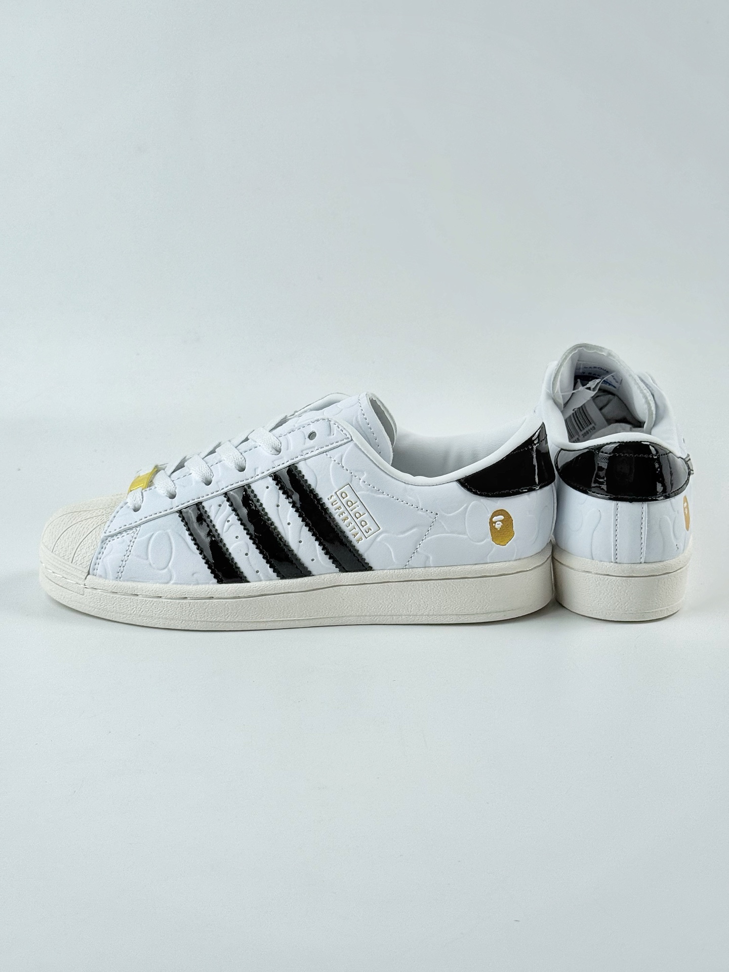 AD Originals Superstar x A BATHING APE 白 JR2701