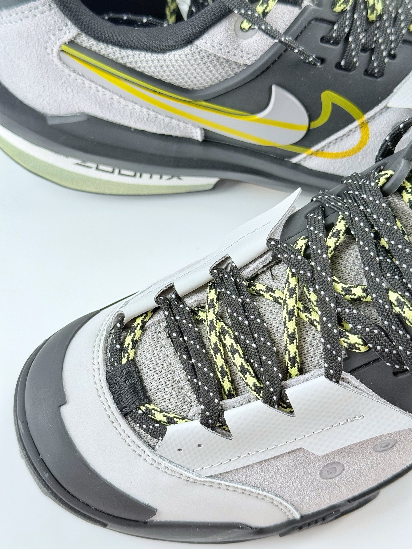 300 Sacai x Nike Zegamadome SP 联名款 舒适百搭防滑耐磨休闲运动鞋 HQ8618-003