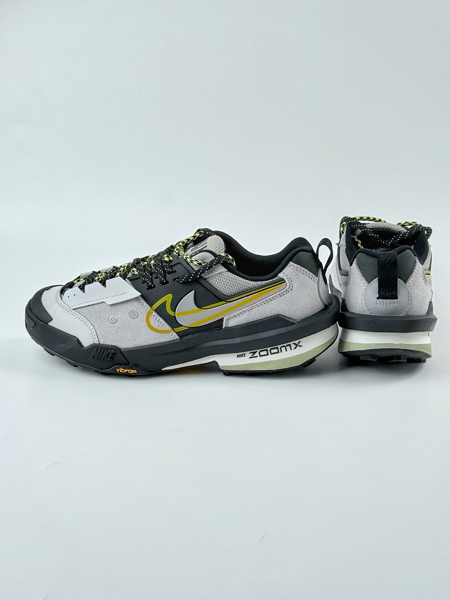 300 Sacai x Nike Zegamadome SP 联名款 舒适百搭防滑耐磨休闲运动鞋 HQ8618-003