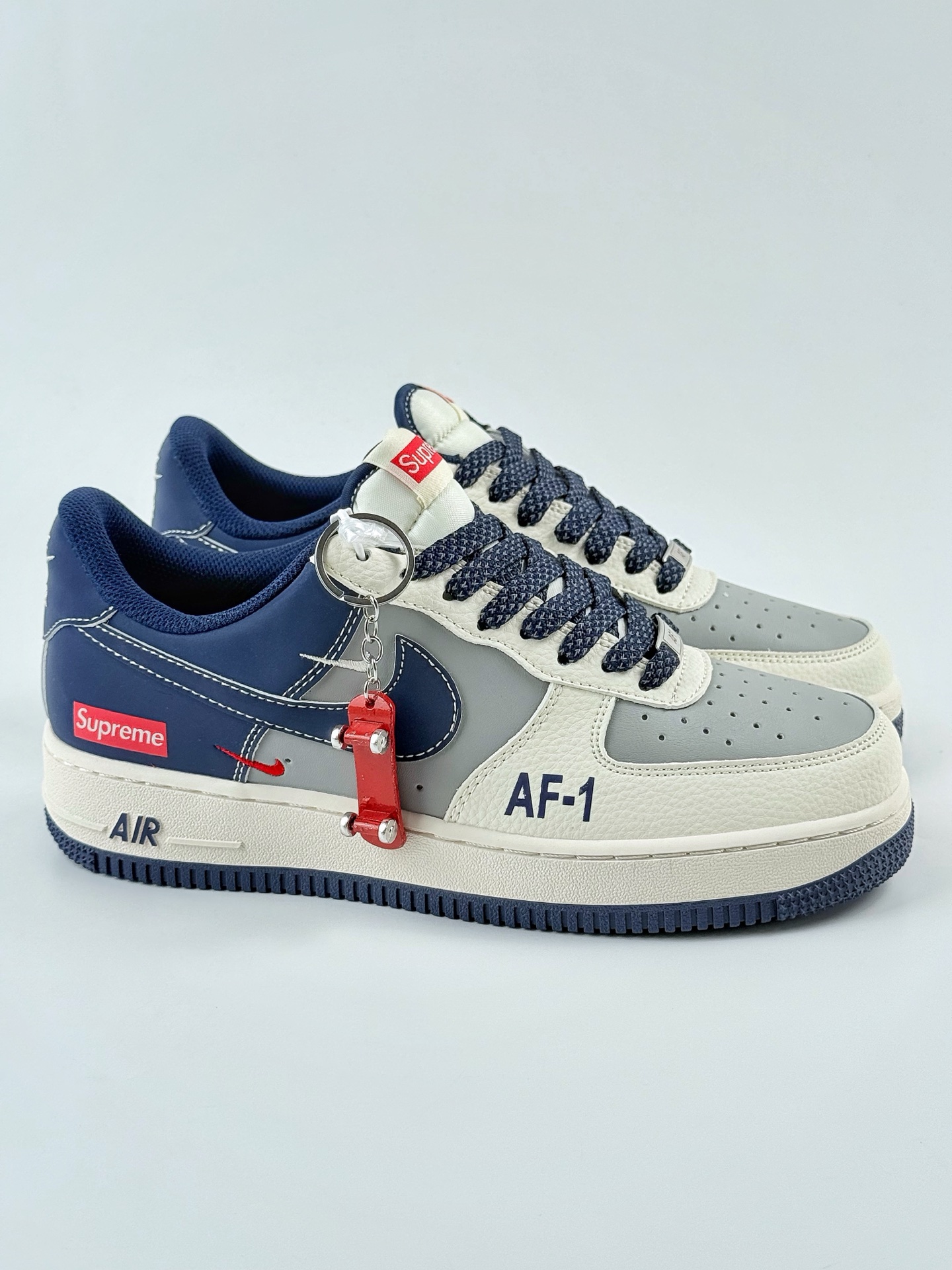 260 Nike Air Force 1 Low 07 x Supreme 白蓝双小钩满天星 HH7518-054