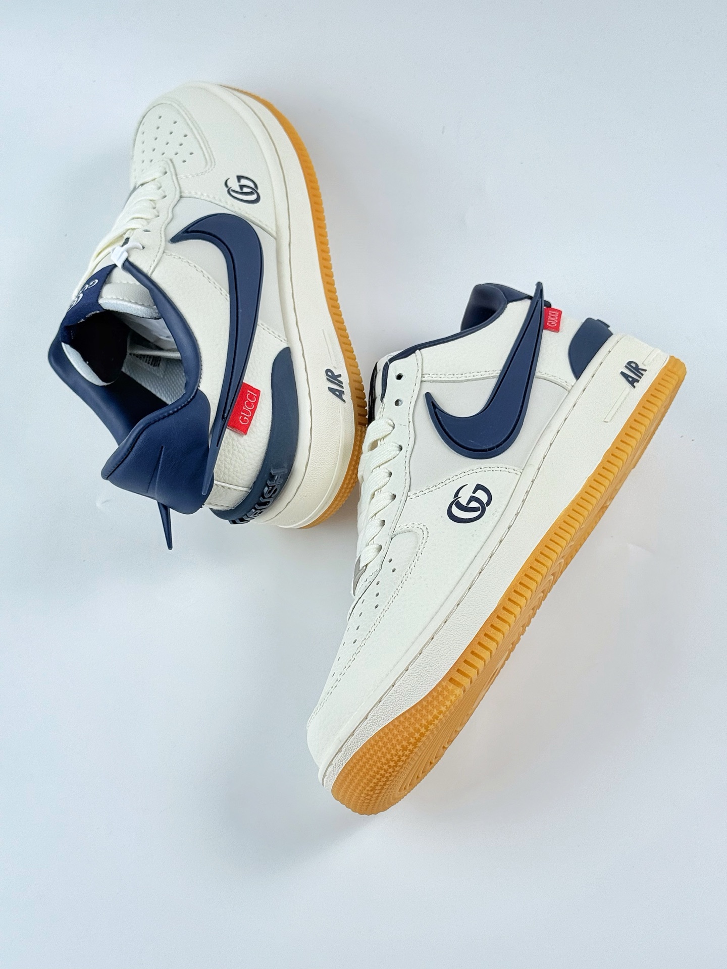 260 Nike Air Force 1 Low 07 x GUCCI 白蓝大钩 XS3464-576