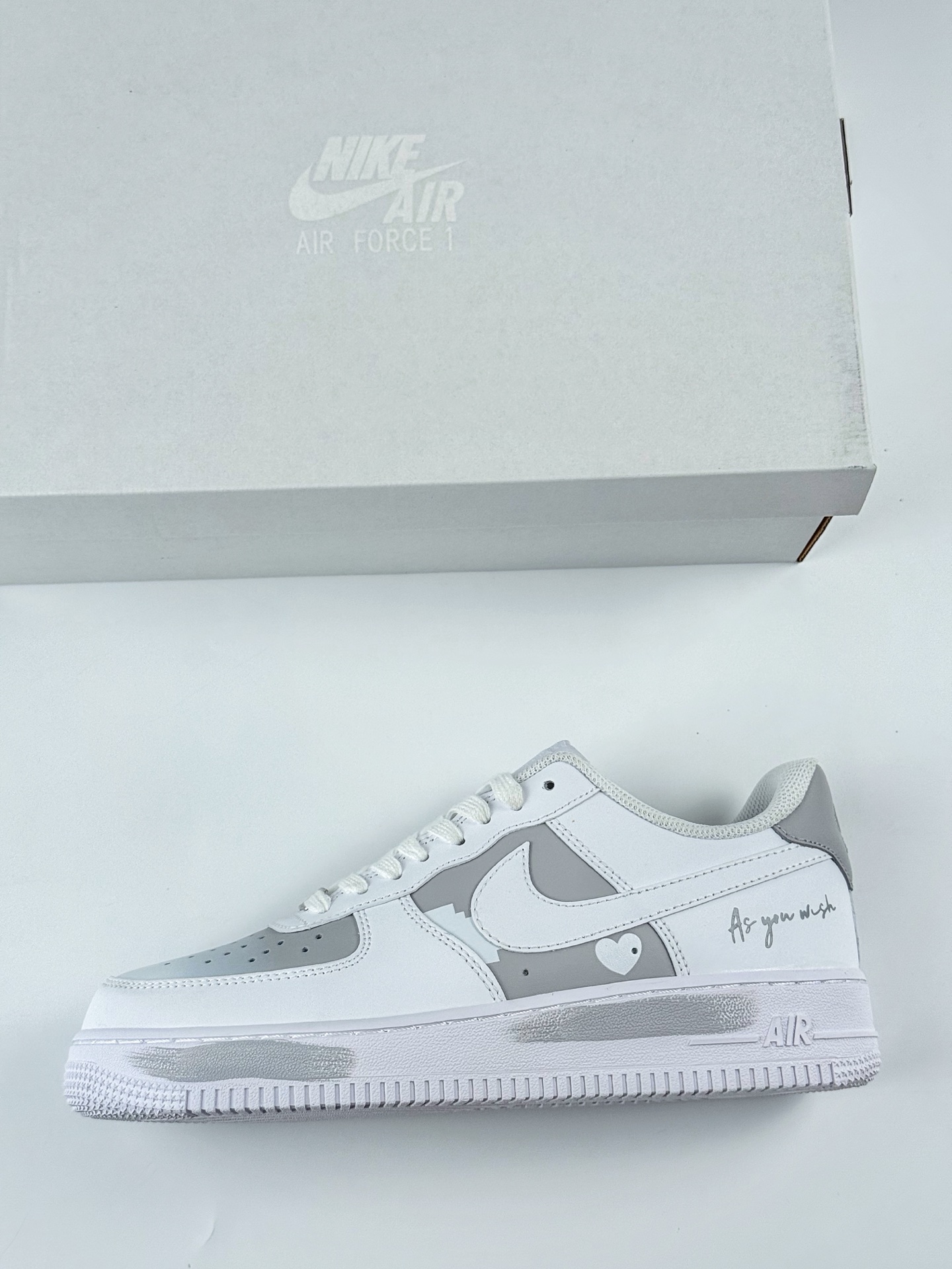 Nike Air Force 1 Low 07 白银 CW2288-111
