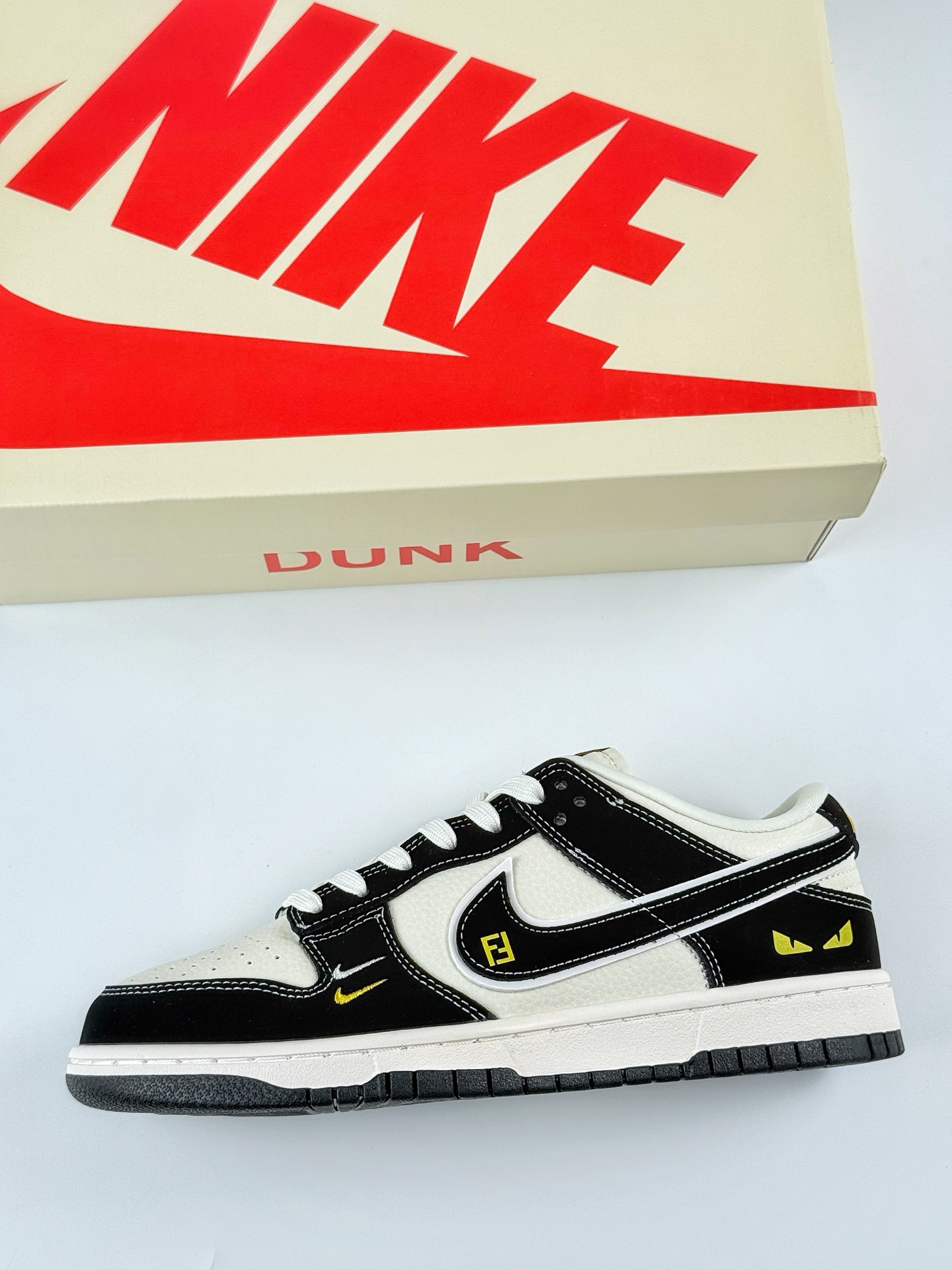 Nike SB Dunk Low x FEND 黑白黄双小钩 LW1818-115