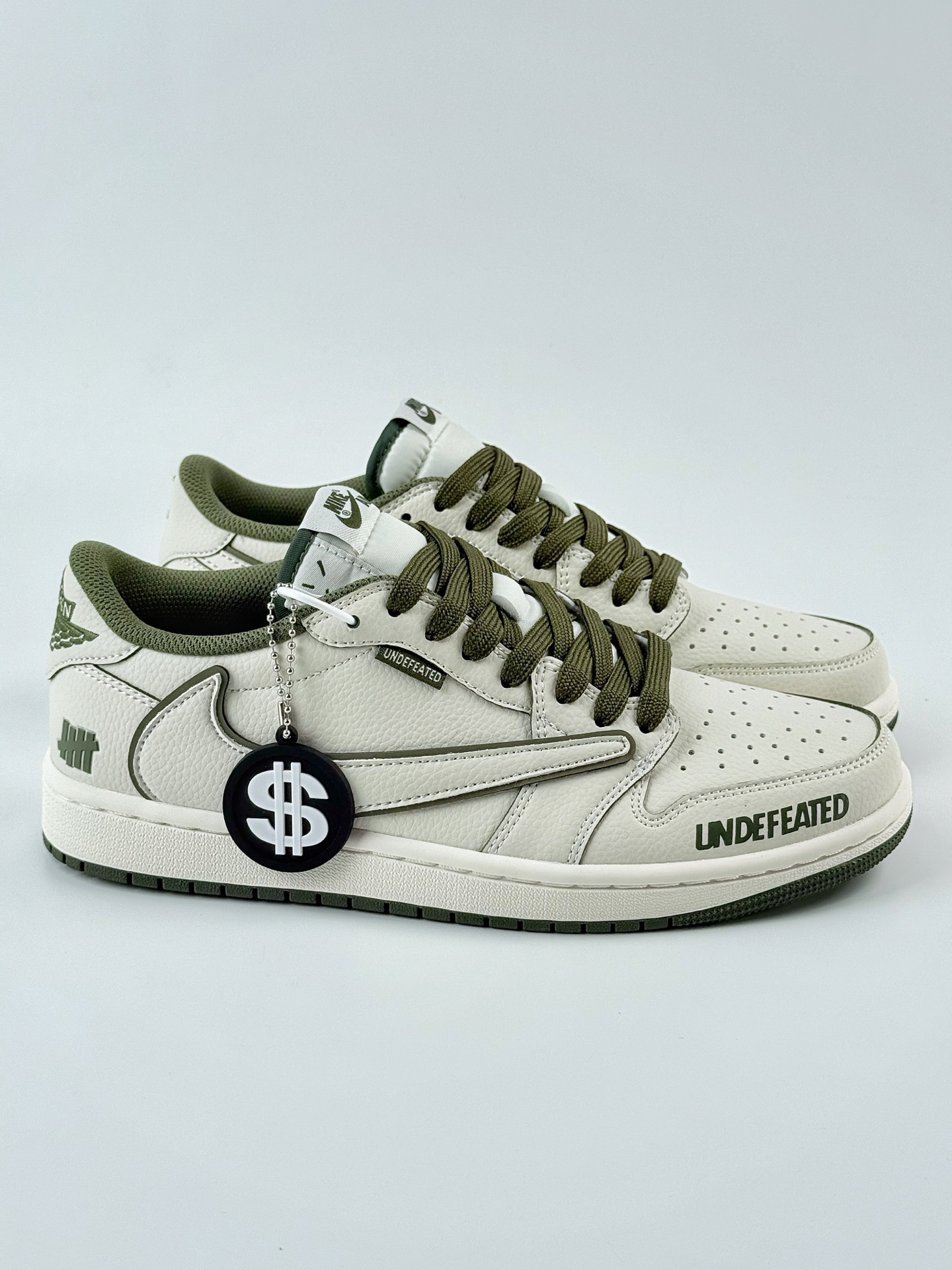 Travis Scott x Nike Air Jordan 1 Low x UNDEFEATED Air Jordan 1 Low 反转白绿倒钩 DF1845-535