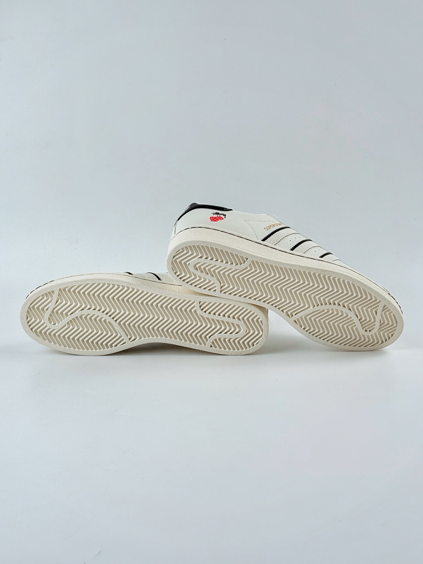 AD Originals Superstar x Stussy 白黑满天星 SD6815