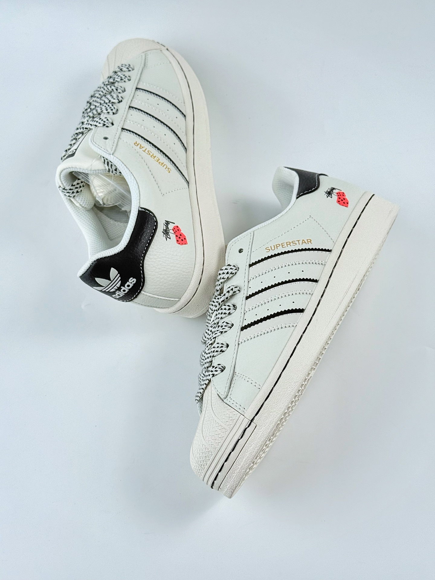 AD Originals Superstar x Stussy 白黑满天星 SD6815