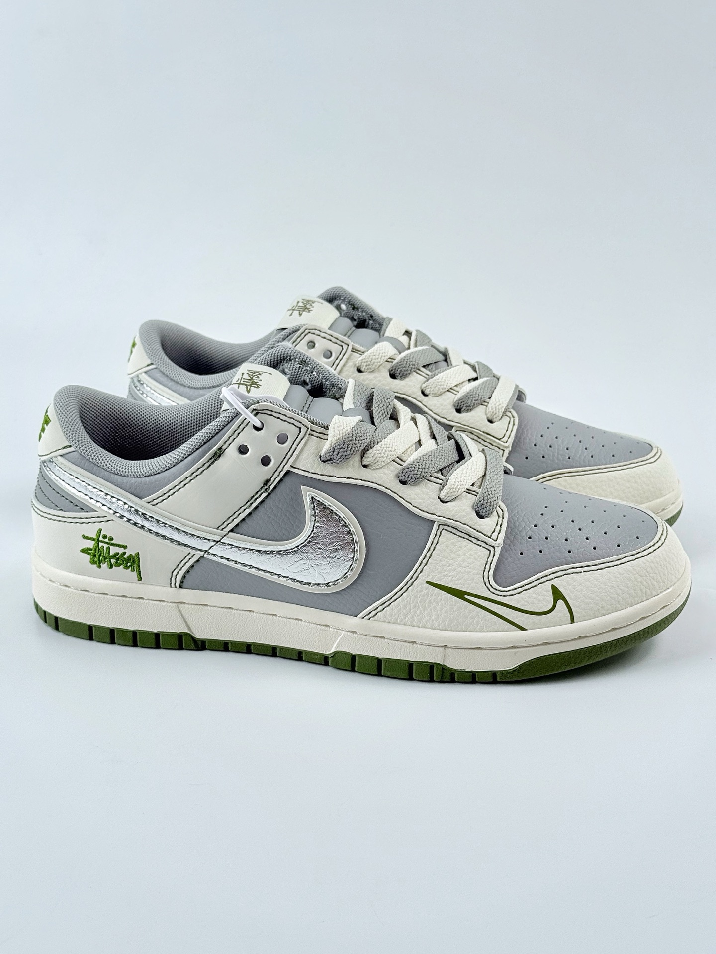 240 Nike SB Dunk Low x Stussy 白灰绿小钩双鞋带 XF8698-086