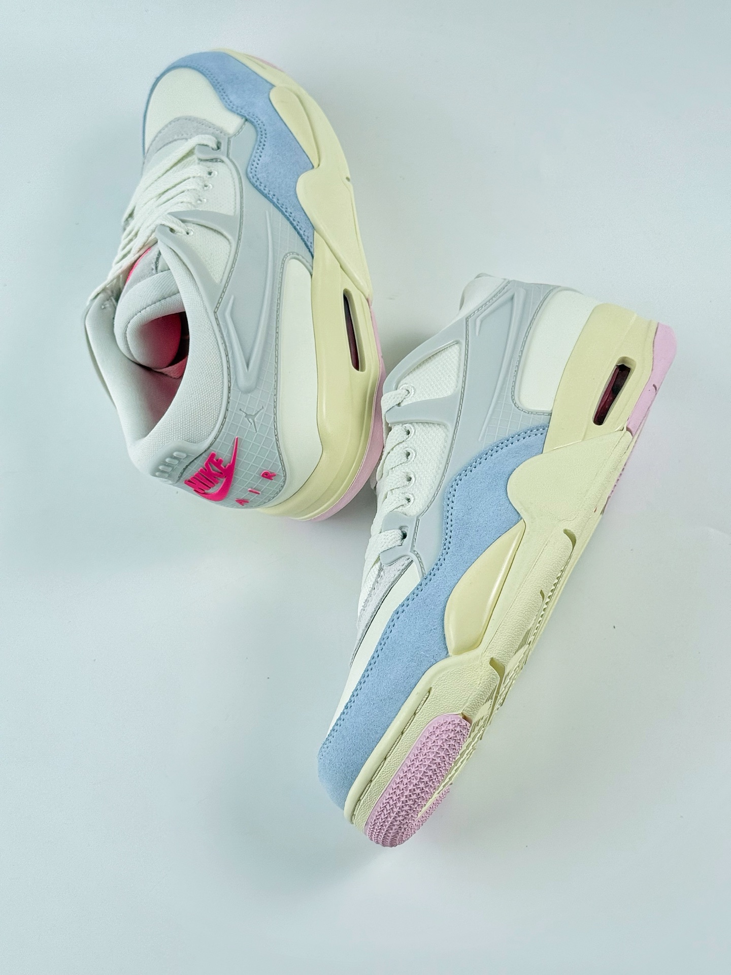 Nike Air Jordan 4 Retro RM 乔丹四代 ”Easter” 粉白蓝 IB4466-025