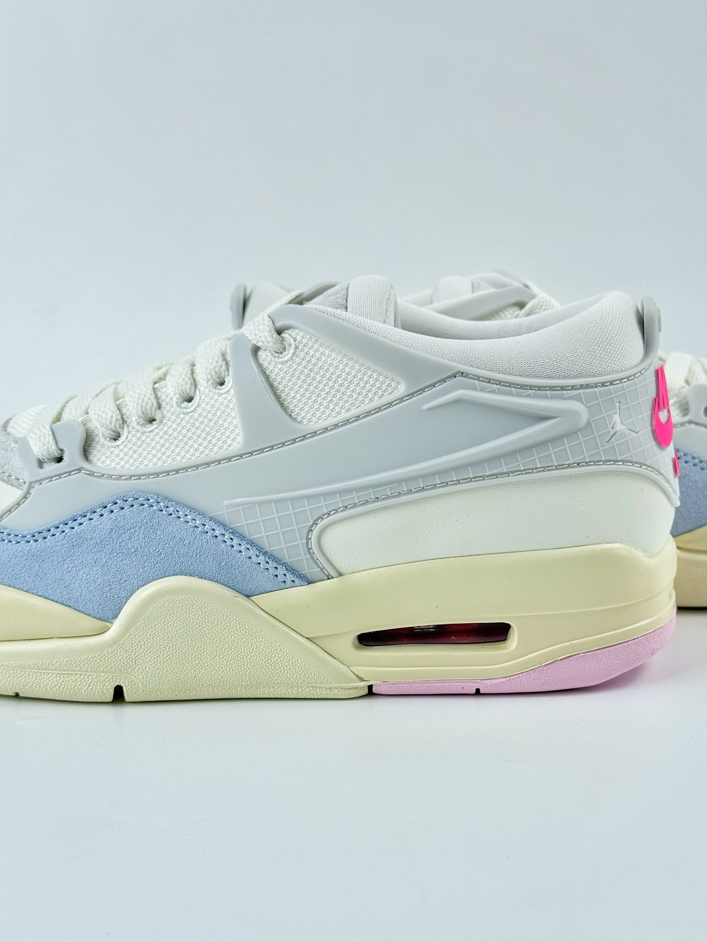 Nike Air Jordan 4 Retro RM 乔丹四代 ”Easter” 粉白蓝 IB4466-025